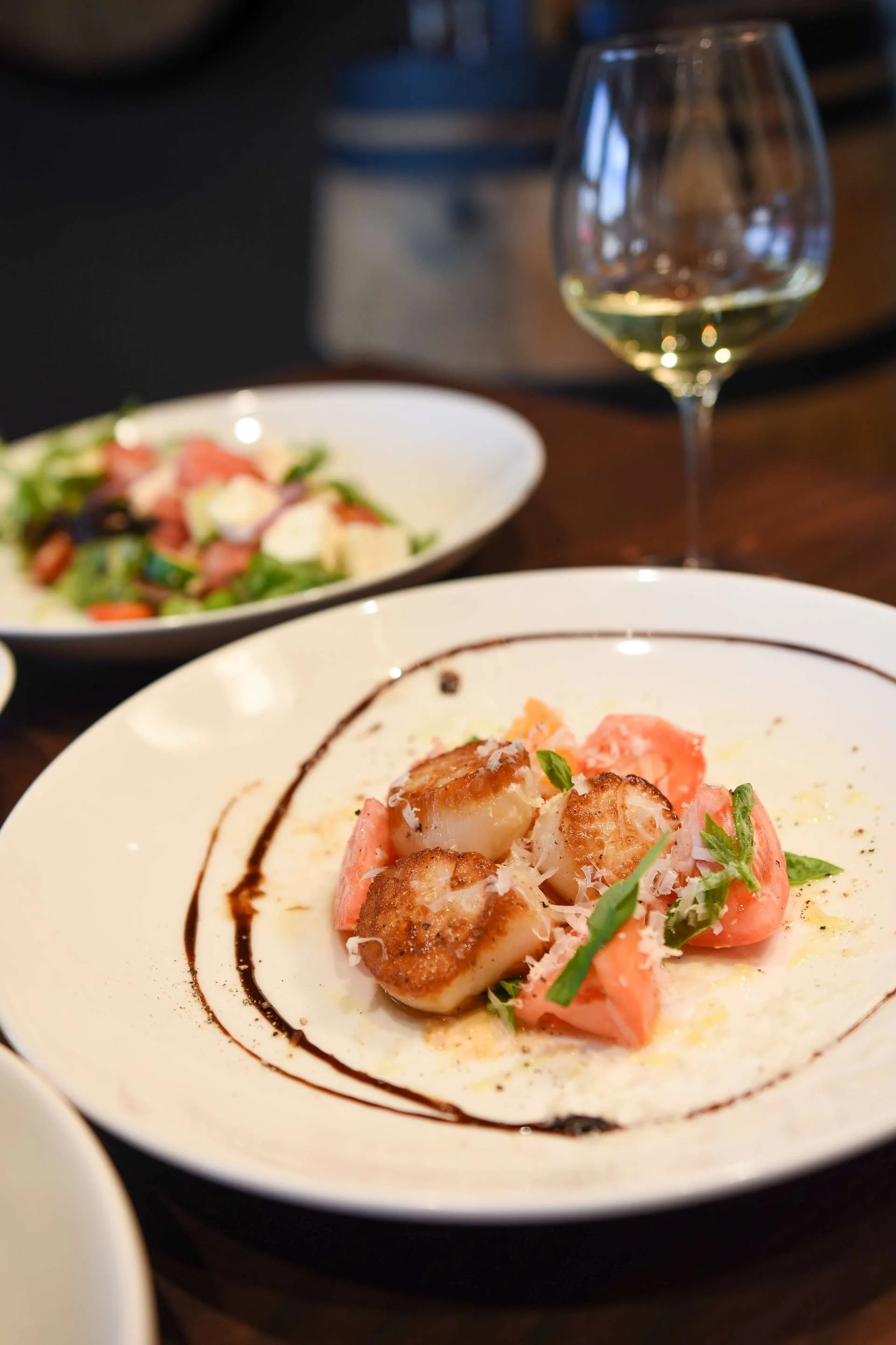 A beautiful dish of scallops at Blu