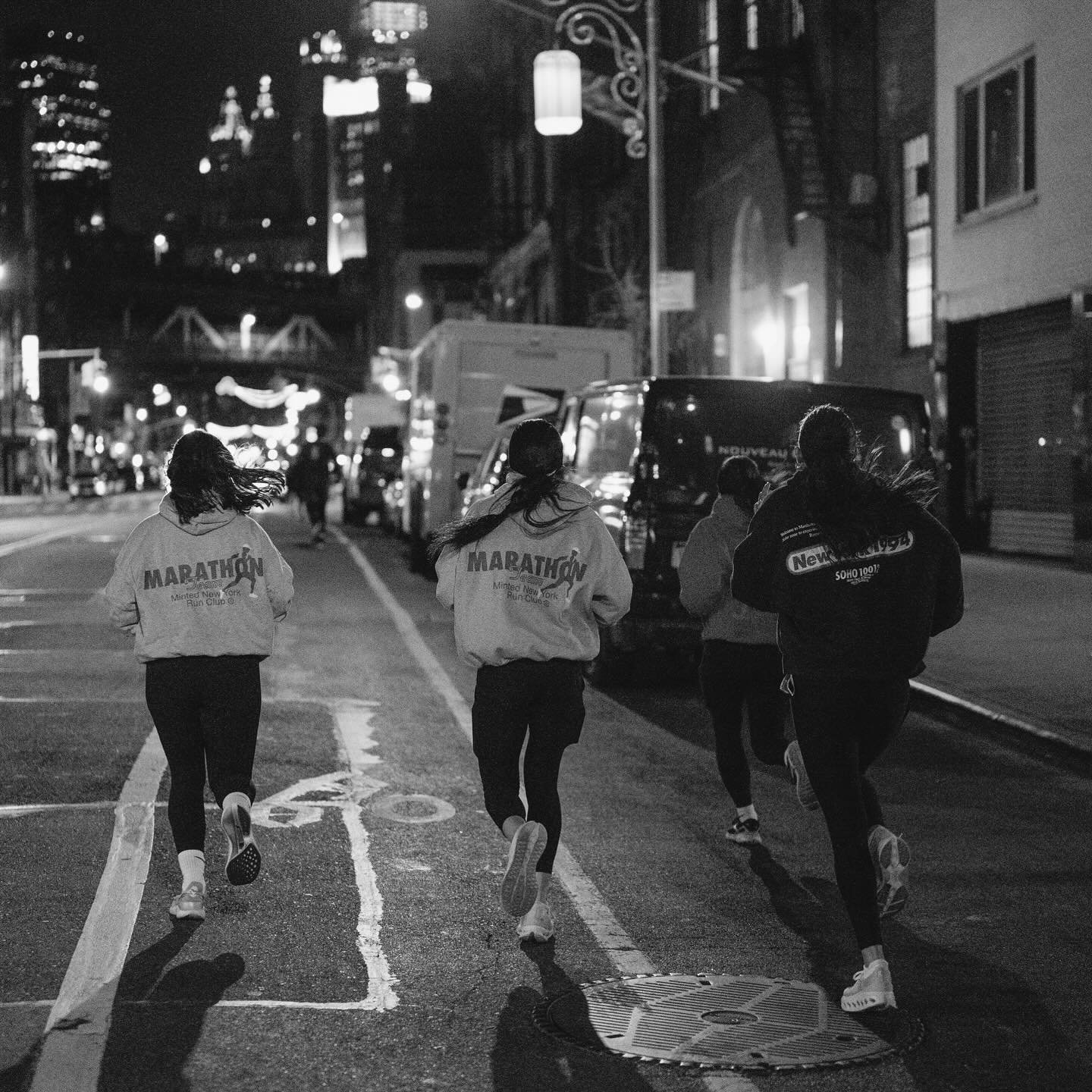 Cool streets, cooler humans🦦🫀

NYC | Friday March 22 2024 | 2:00AM
#OSRBRR#orchardstreetrunners

ty for capturing this: @dadarria @ava_pellor @austinoffthegrid @rebeccamarks @paradox.of.causality @capturedby_sean