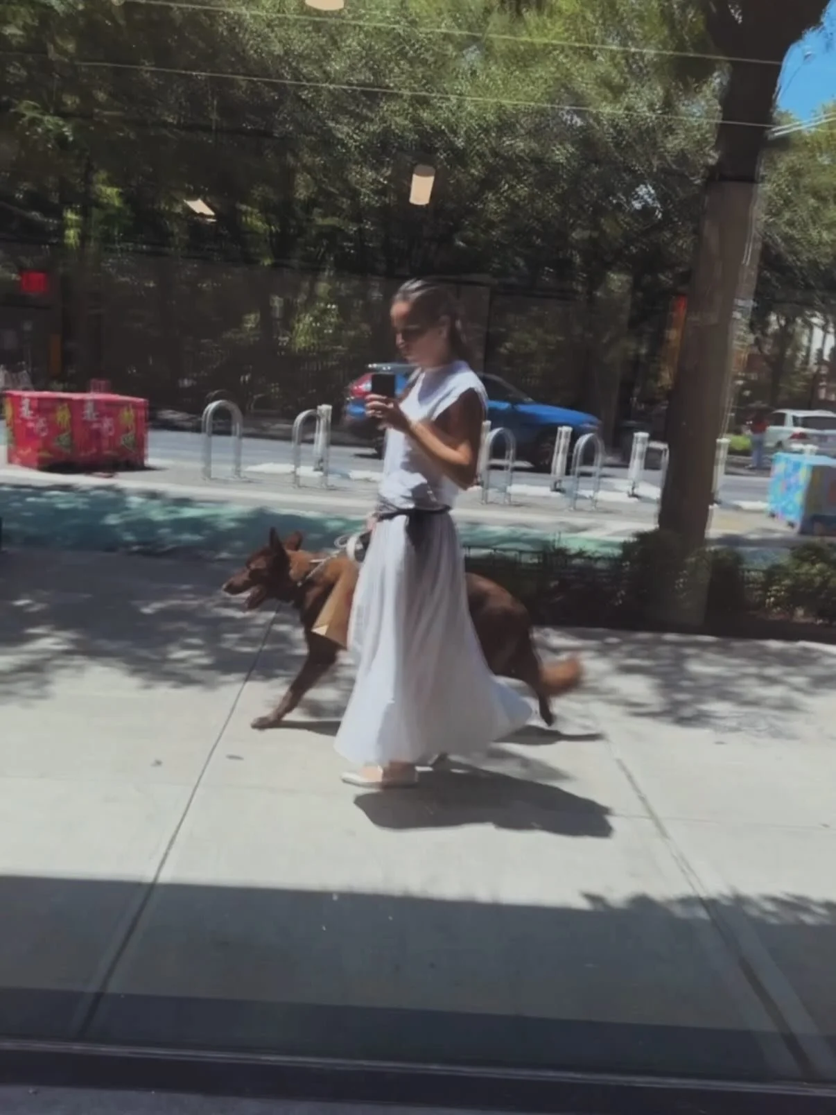 agosto con A de auxilio este calor