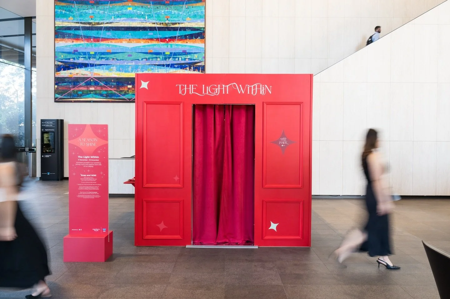 A Season to Shine at Parramatta Square ✨ 

The custom designed and built infinity room transformed Parramatta Square into a festive and interactive hive of activity.

This campaign was about creating moments of community-driven experiences whilst emb