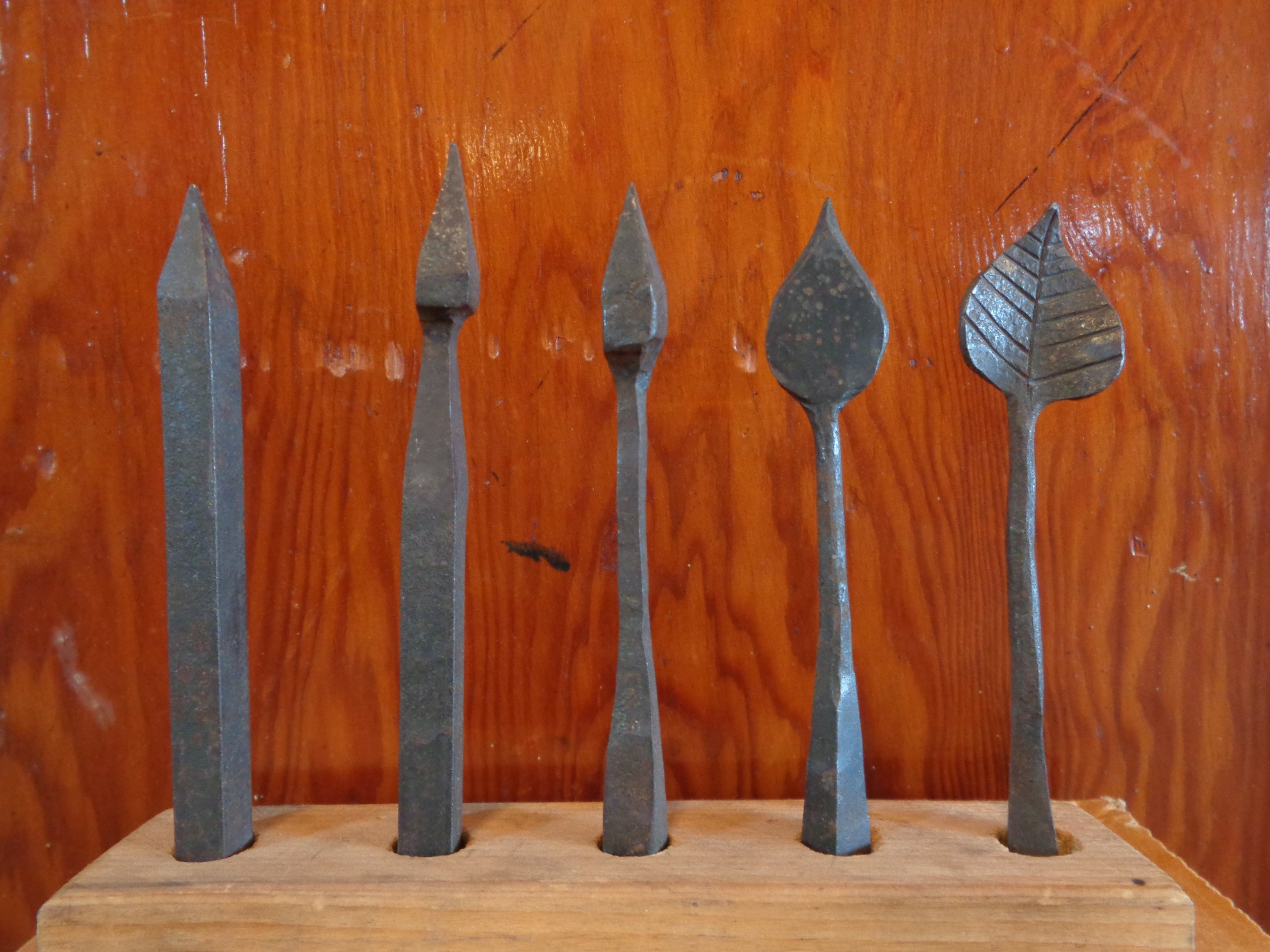 Leaf Blacksmithing technique example.