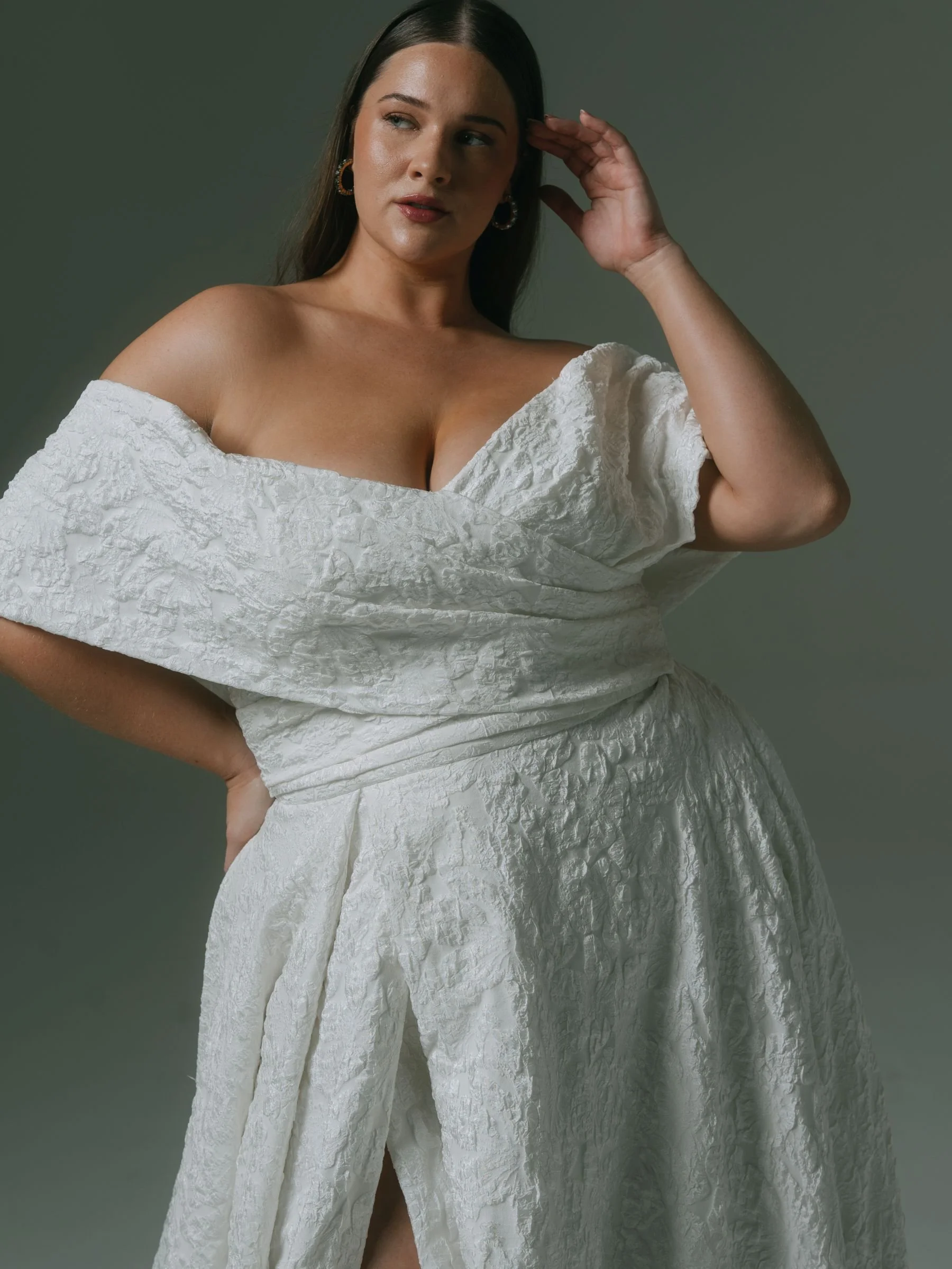 Hera-Couture-Cassi-V2-Curve-713.jpg