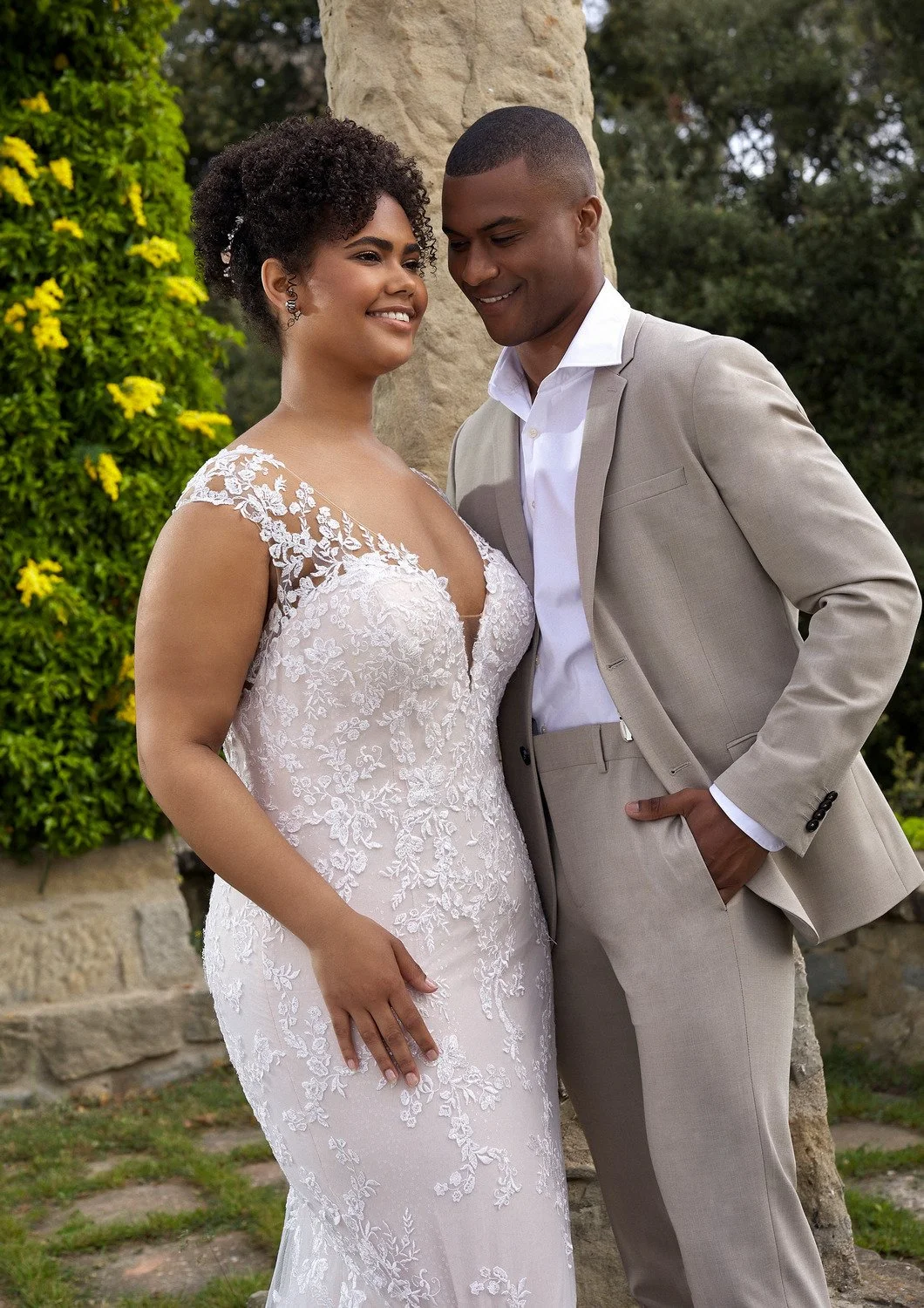 84ce2f87-12ac-4d7a-ab62-d4632617ed28-GUGMA plus size3-2022.jpg