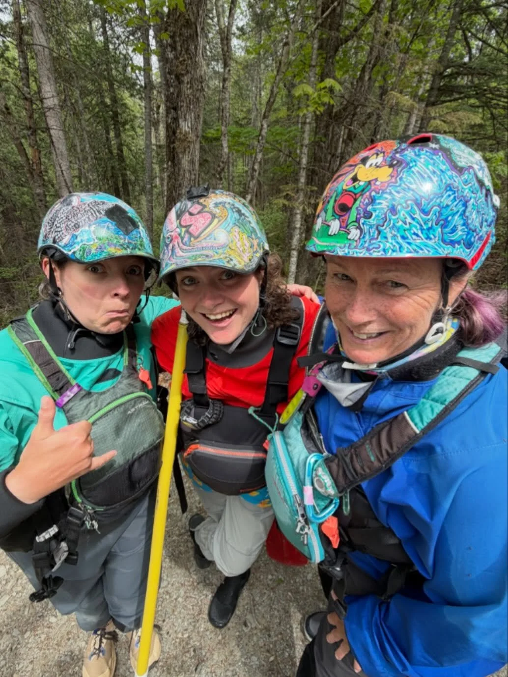 We had some UNBELIEVABLY FRIGGIN&rsquo; RAD lady guide trainers @threeriverswhitewater this week - @amber_albe, @elleryplansky and @therealkristin25! Thanks to @face_the_north for the photo op!