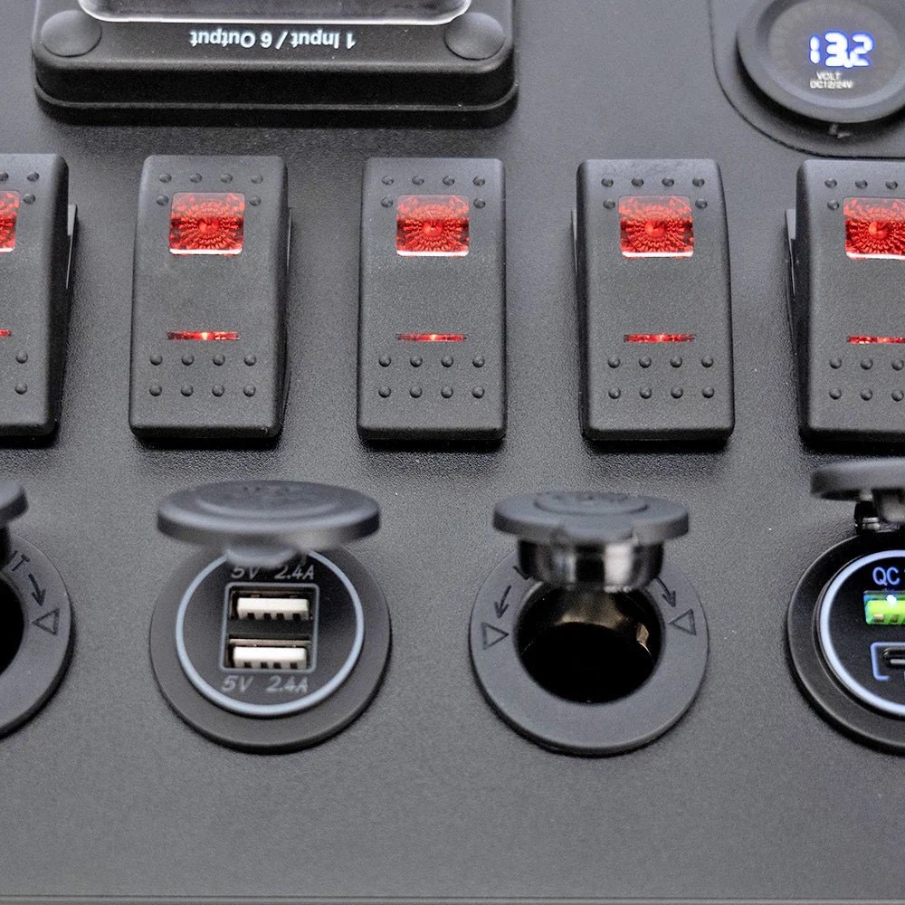 kickass-12v-control-hub-with-20a-dcdc-charger-488737.jpeg