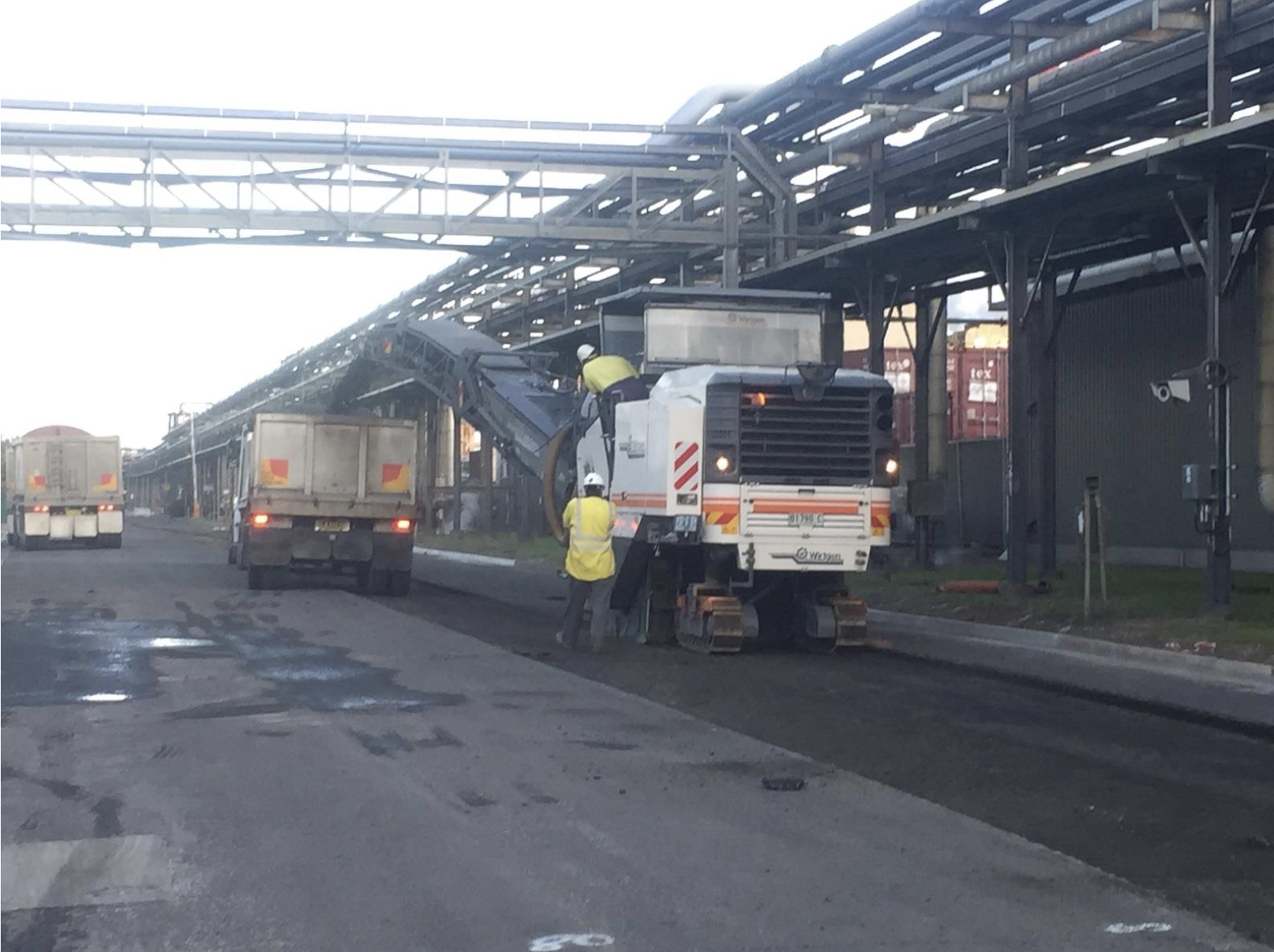 Night road work 2.png