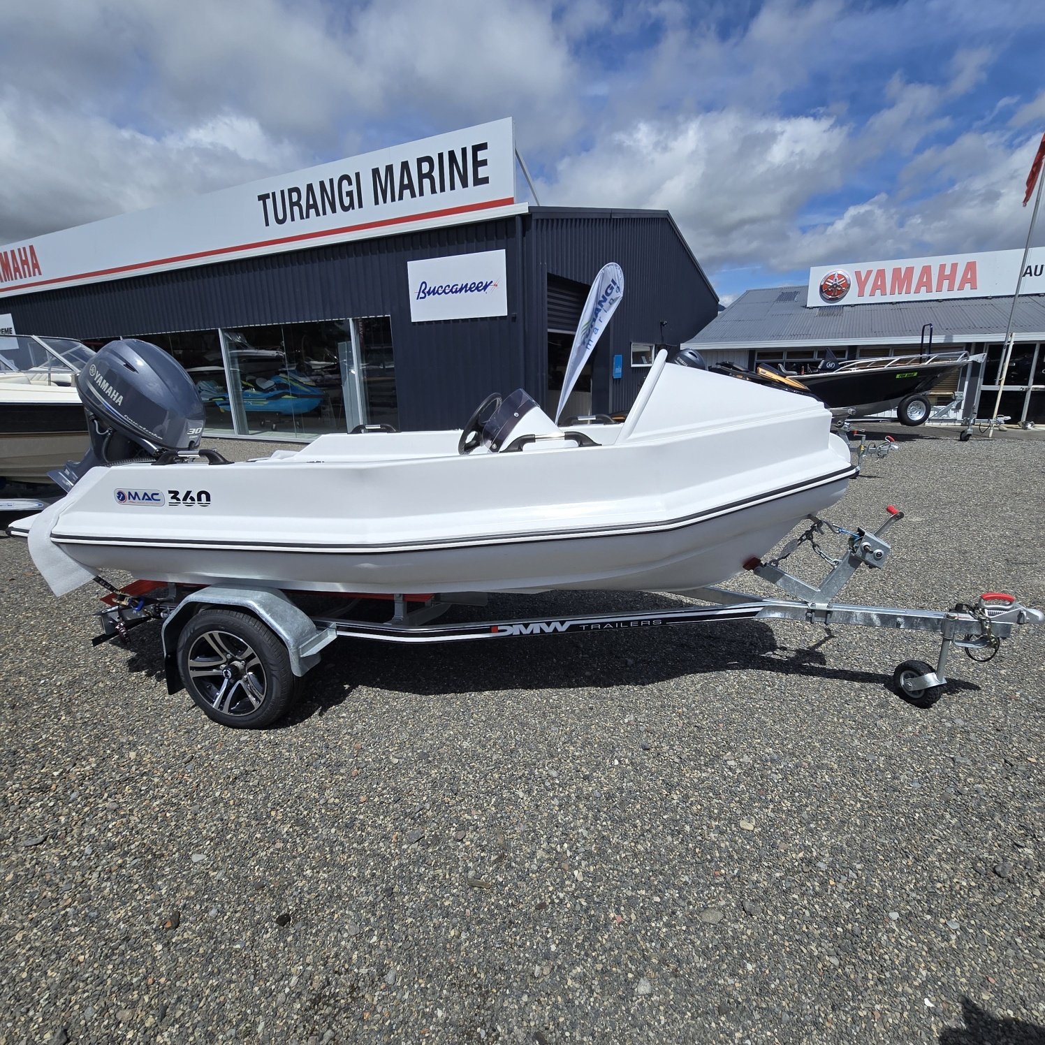 MAC 360 Forward Steer