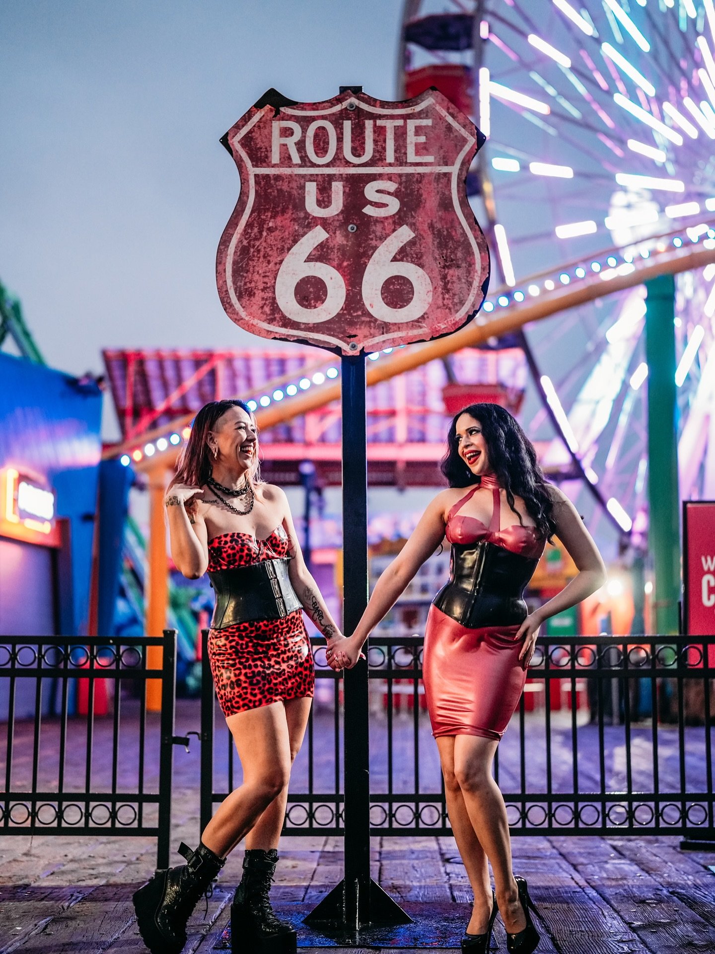 The weather is heating up and so are we!! Make sure to hydrate Glossies 💦 riding the high of our NYC Pride Play Party, we’re getting hot and shiny and Bicoastal as we head out to LA this week!
Join us TOMORROW at 8pm for our LA Cocktail Hour