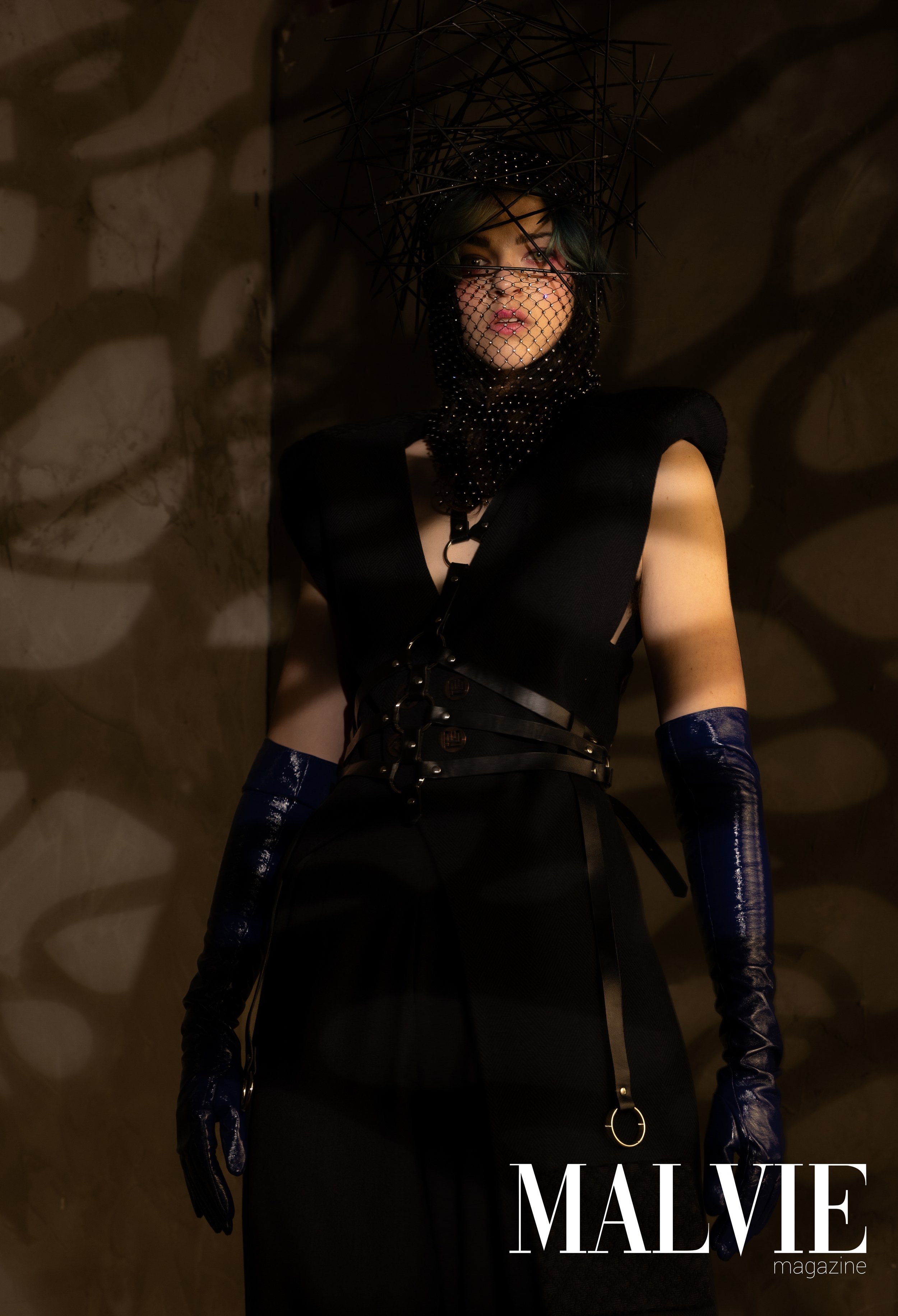  HMUA: Lori S Makeup & FX | Hair Piece: Lori S Makeup & FX | Photographer: Zoe Varol | Magazine : Malvie | Model:  Elle Farrow | Styling team: AM PM Studio & Jay | Designer: Shiyo