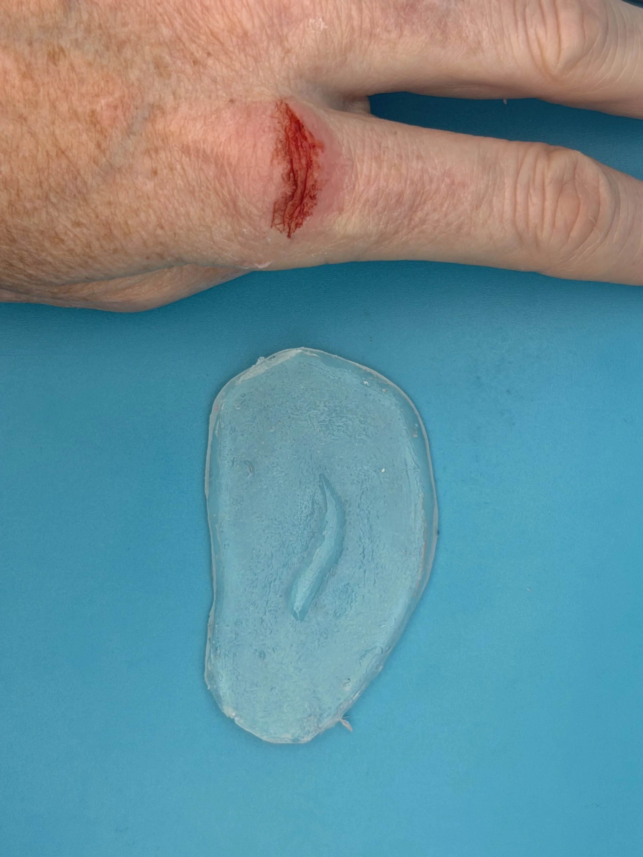 CUT Series- Small Open Cut