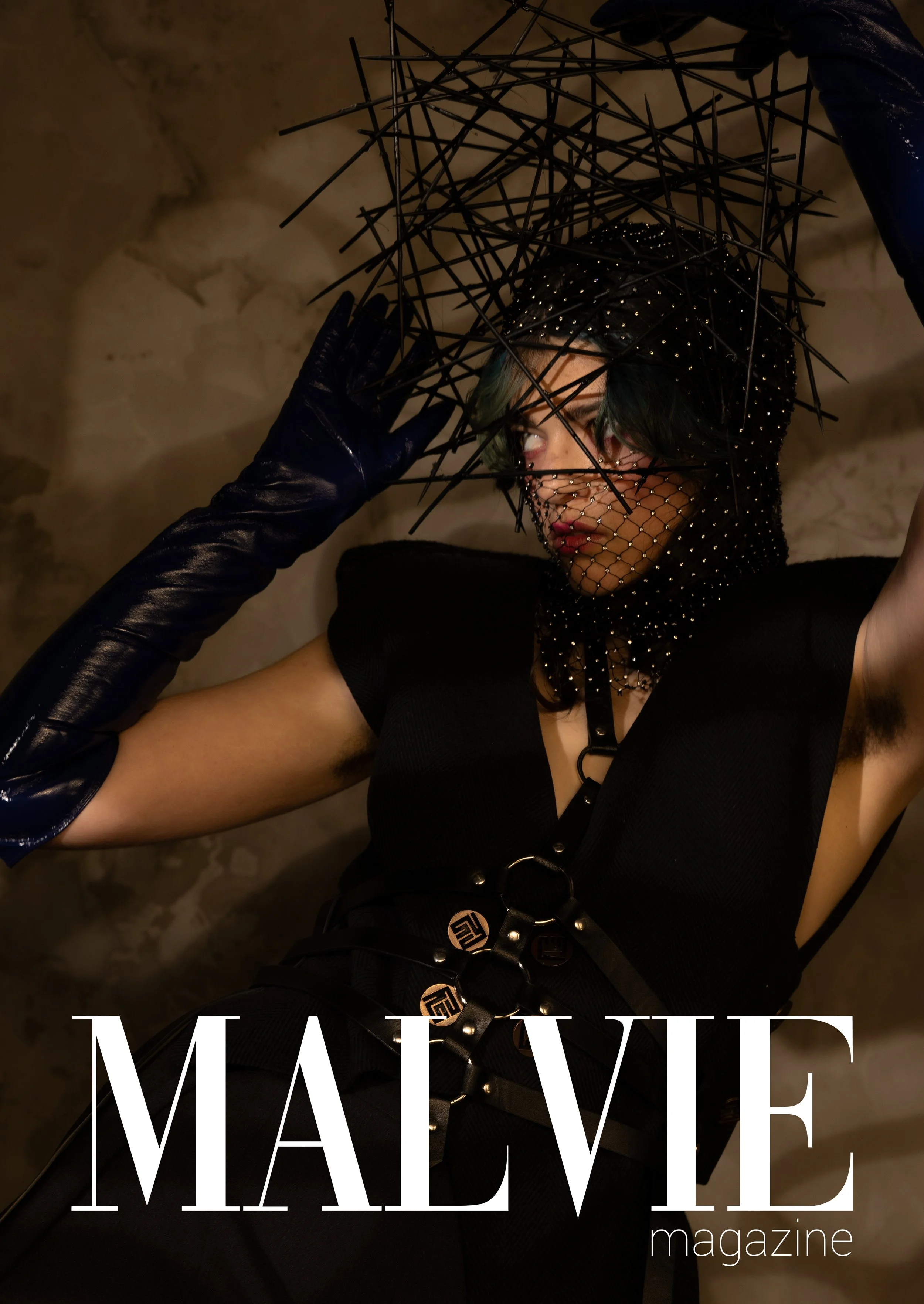  HMUA: Lori S Makeup & FX | Hair Piece: Lori S Makeup & FX | Photographer: Zoe Varol | Magazine : Malvie | Model:  Elle Farrow | Styling team: AM PM Studio & Jay | Designer: Shiyo