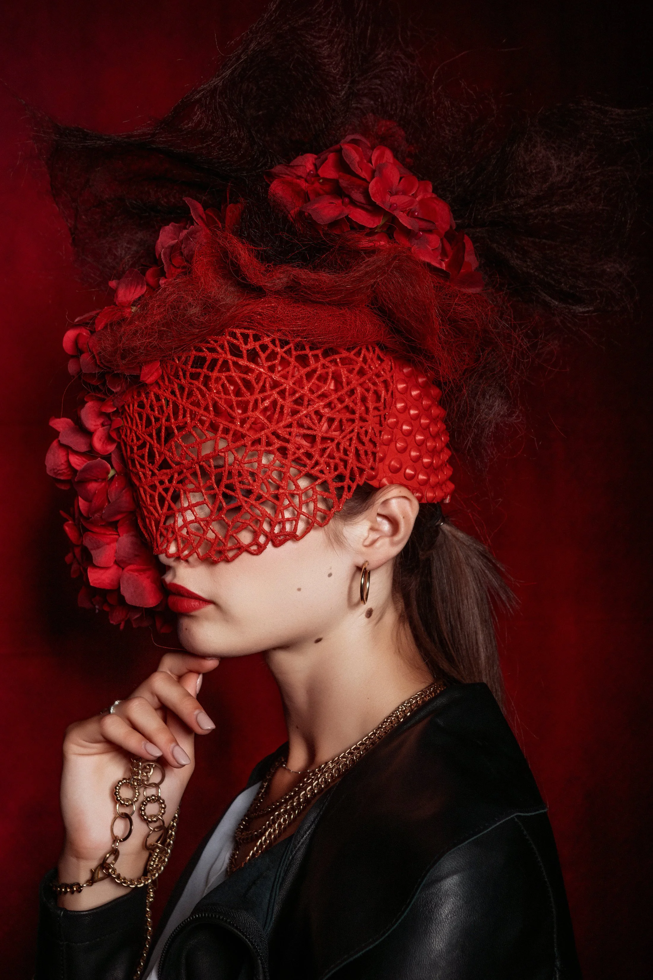 odel : Tekla Peterffy | Tog: Zoe Varol | HM & Hairpiece: Lori S Makeup & FX | Designers : Letheronme & Annaliseemmi