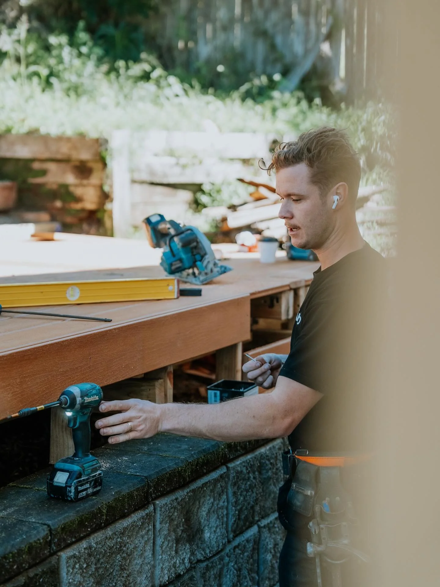 In Progress - Charlie
Internal works well into the fit off stage, excited for the outdoors to catch up now the weather is being kind.
Working with @modwood_technologies this space is going to be the perfect winter entertaining space.