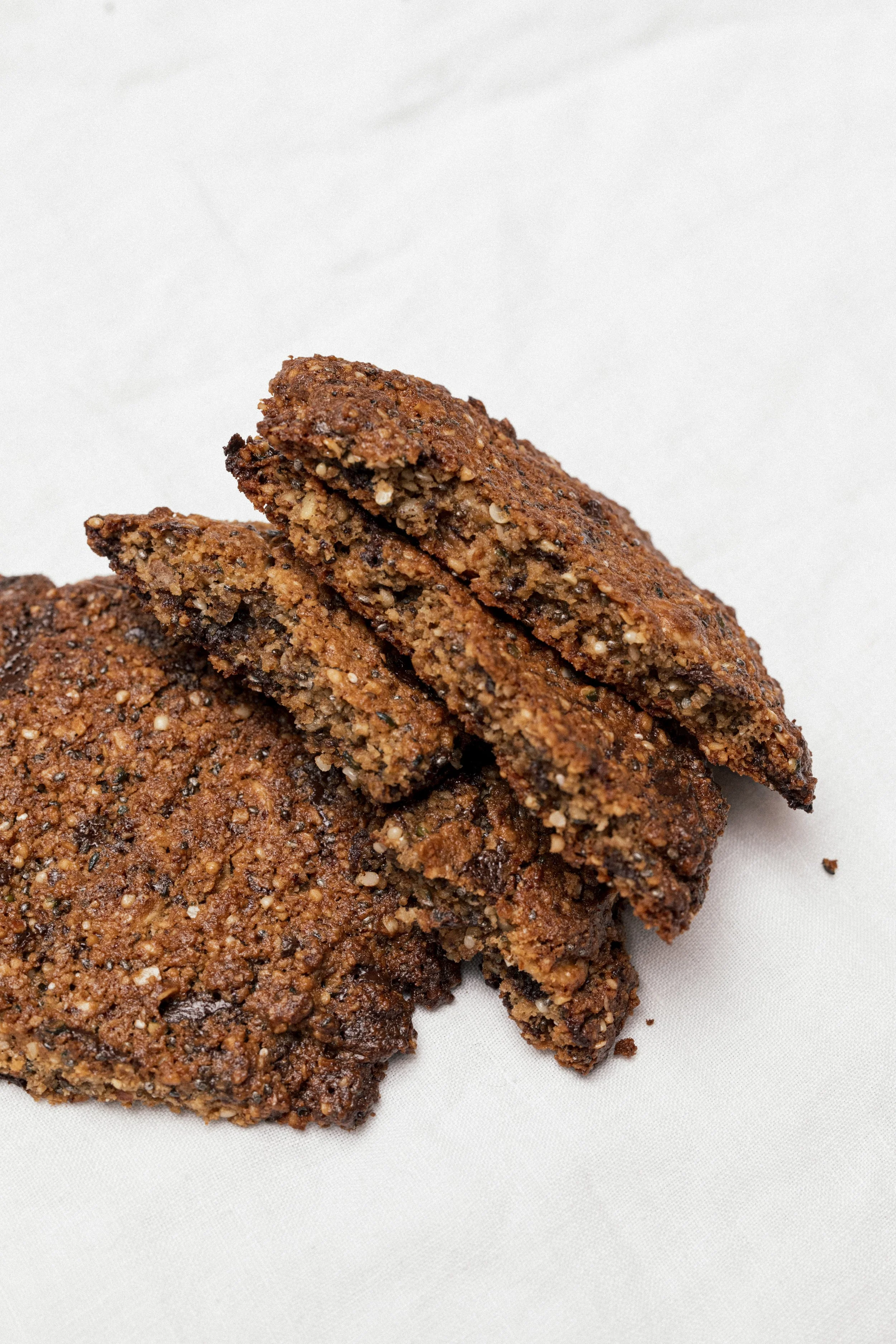 Chewy Chocolate Granola Cookies&nbsp;