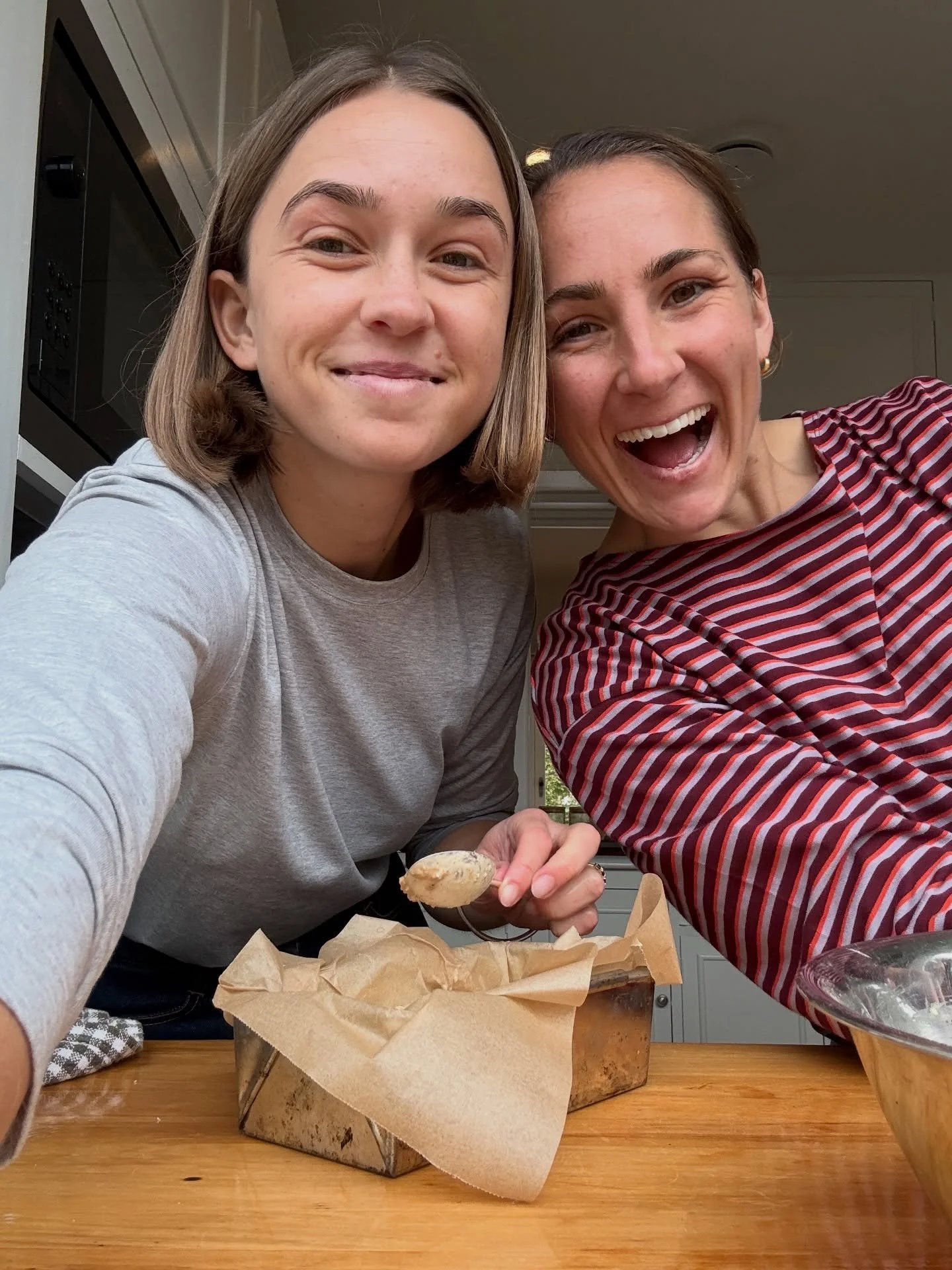 This week in the test kitchen 💚

We&rsquo;ve been busy creating new recipes for the app &mdash; seasonal ingredients, simple swaps, and lots of delicious breakfast + snacks to get you through the week. 

Swipe to see what&rsquo;s coming soon 🫶🏼