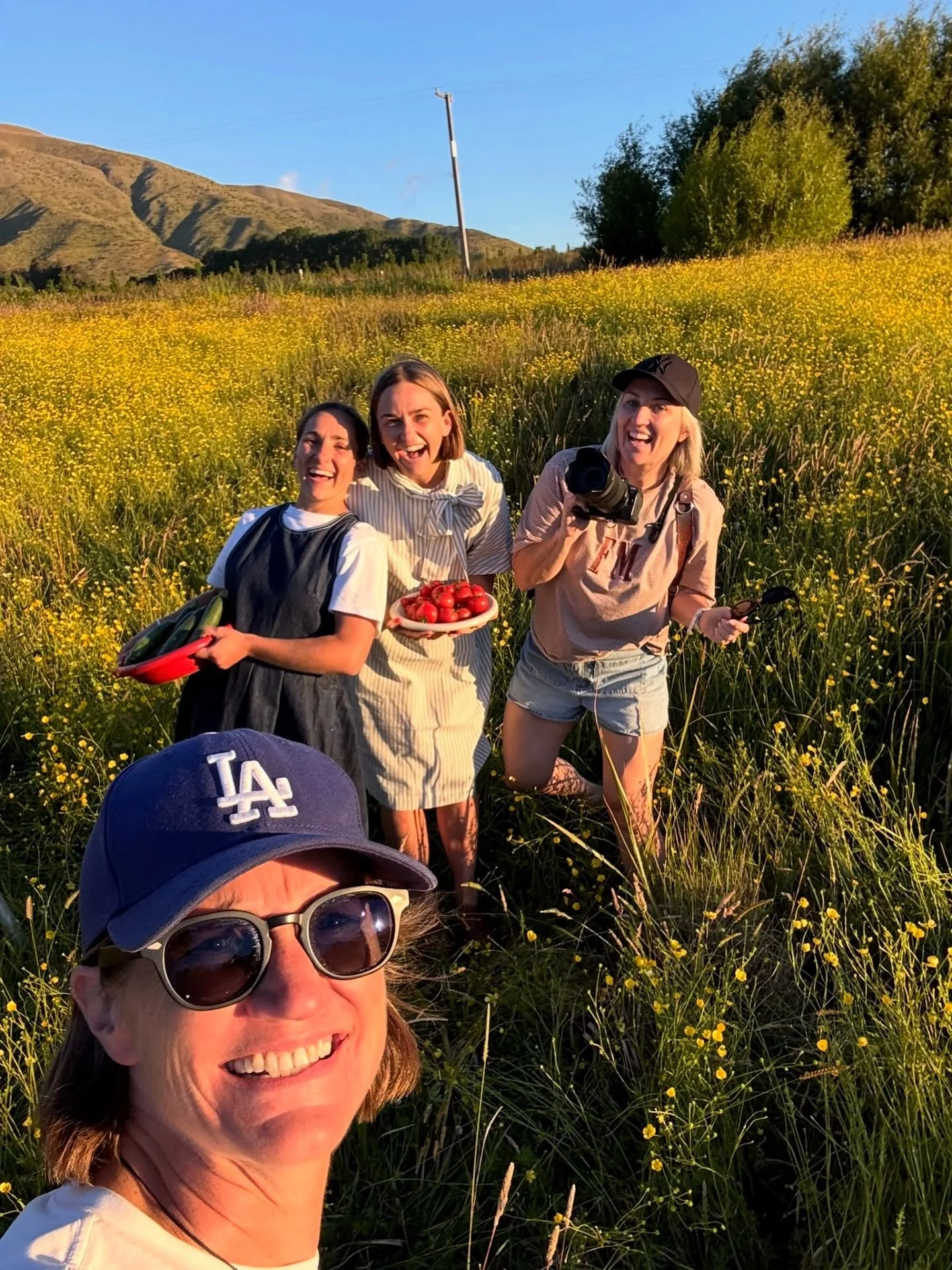 On set shooting our newest cookbook, How We Cook ❤️

A huuuuge few days down in Wānaka with the dream team. We shared lots of laughs, a few stressed tears and ate lots of delicious recipes we can&rsquo;t WAIT for you to try. 

How We Cook is availabl