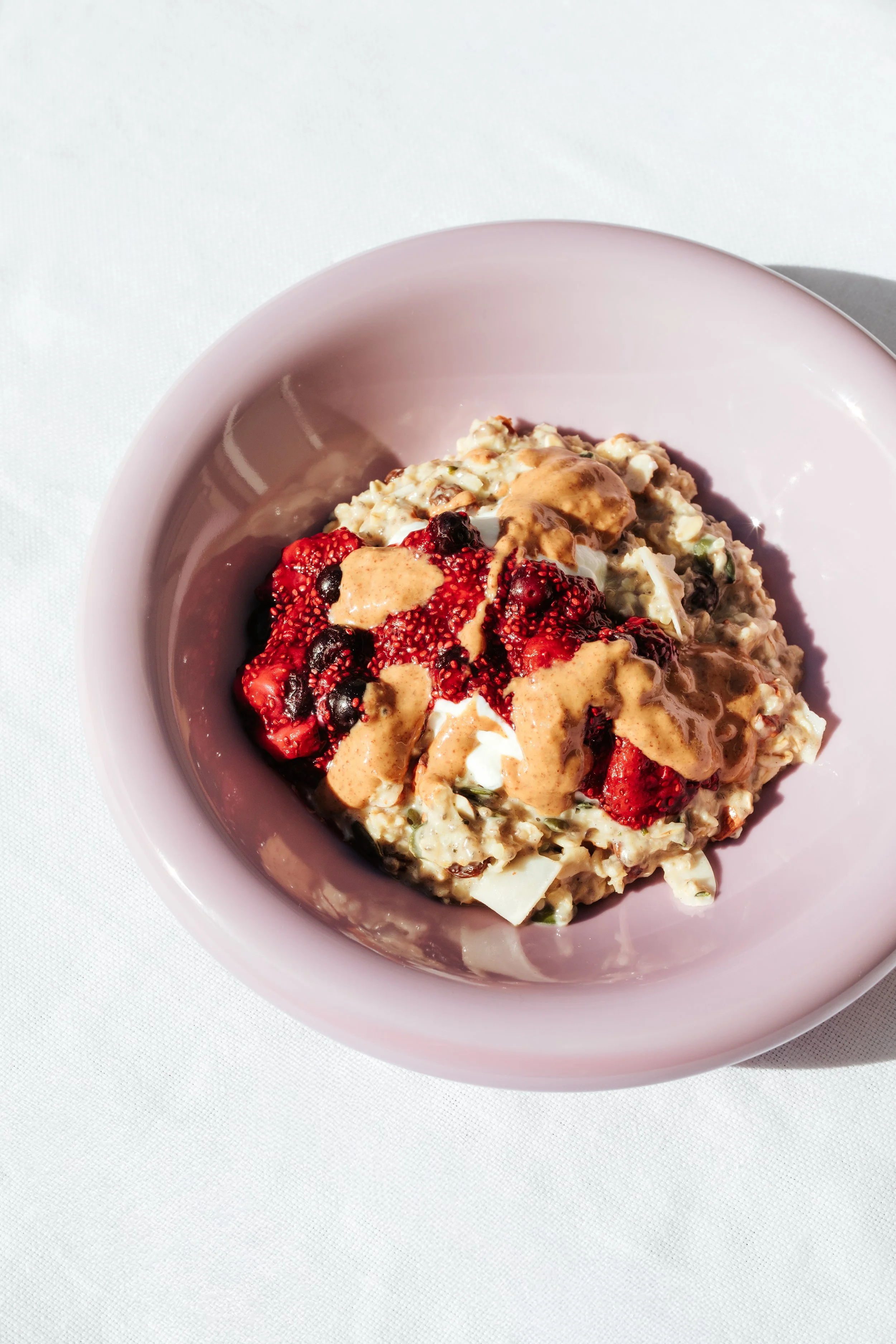 Power Porridge with Homemade Berry Chia Jam Recipe – Two Raw Sisters App