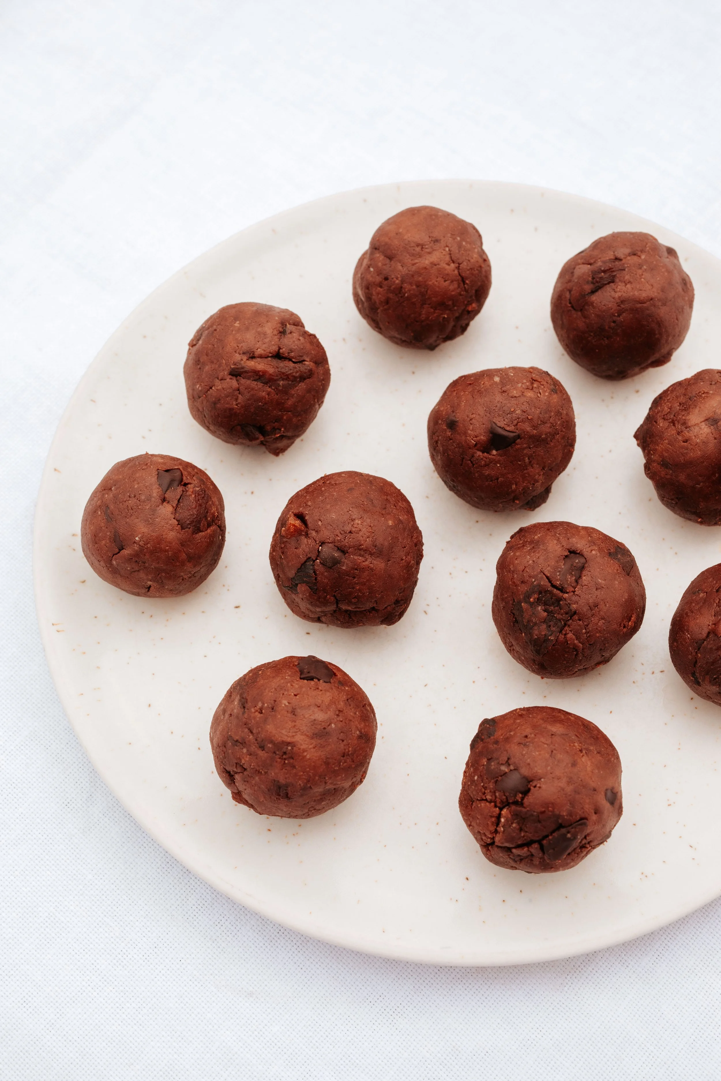 Apricot Cacao Snack Balls1.jpg