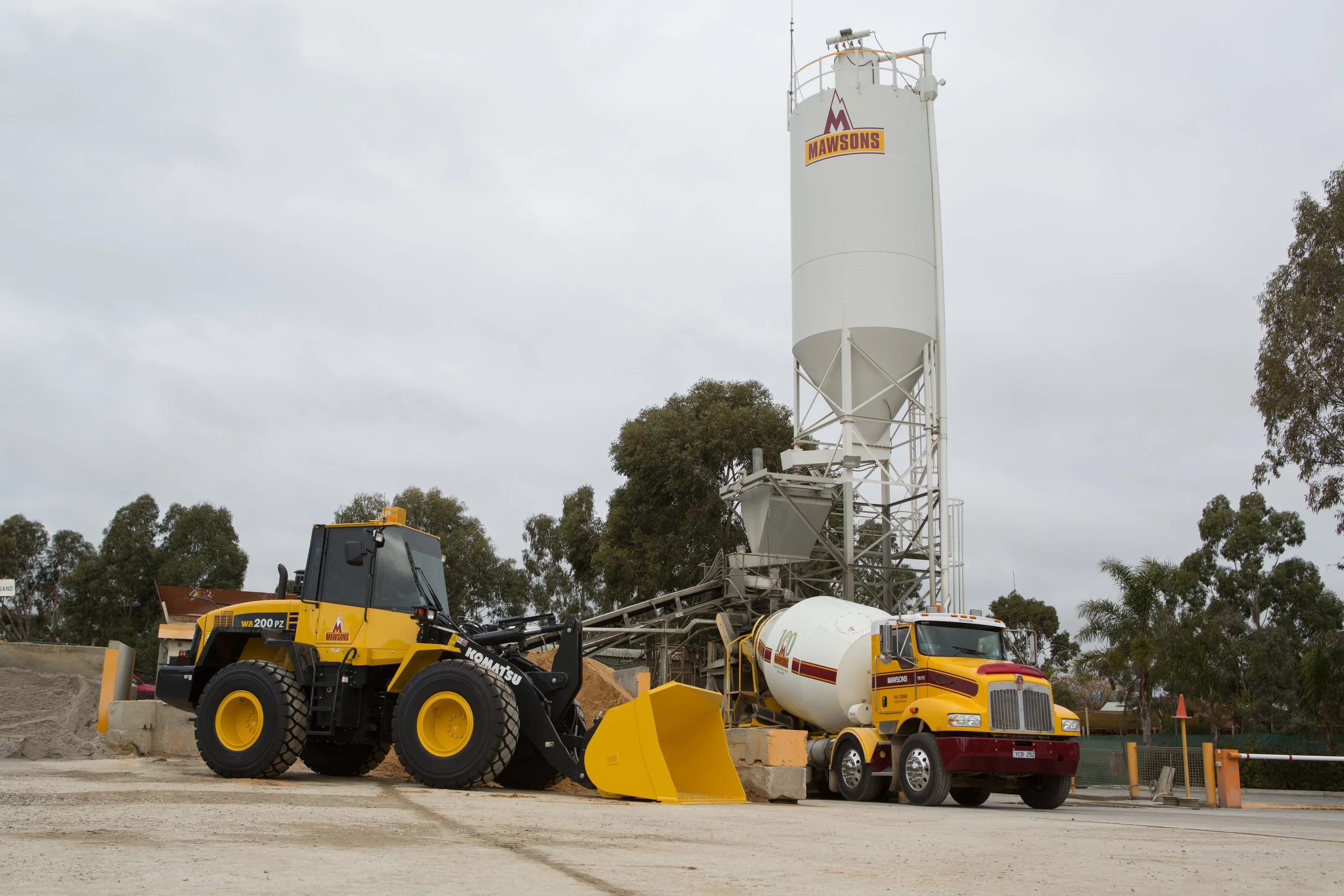 Mawsons 2010_Seymour Loader 3-min.jpg