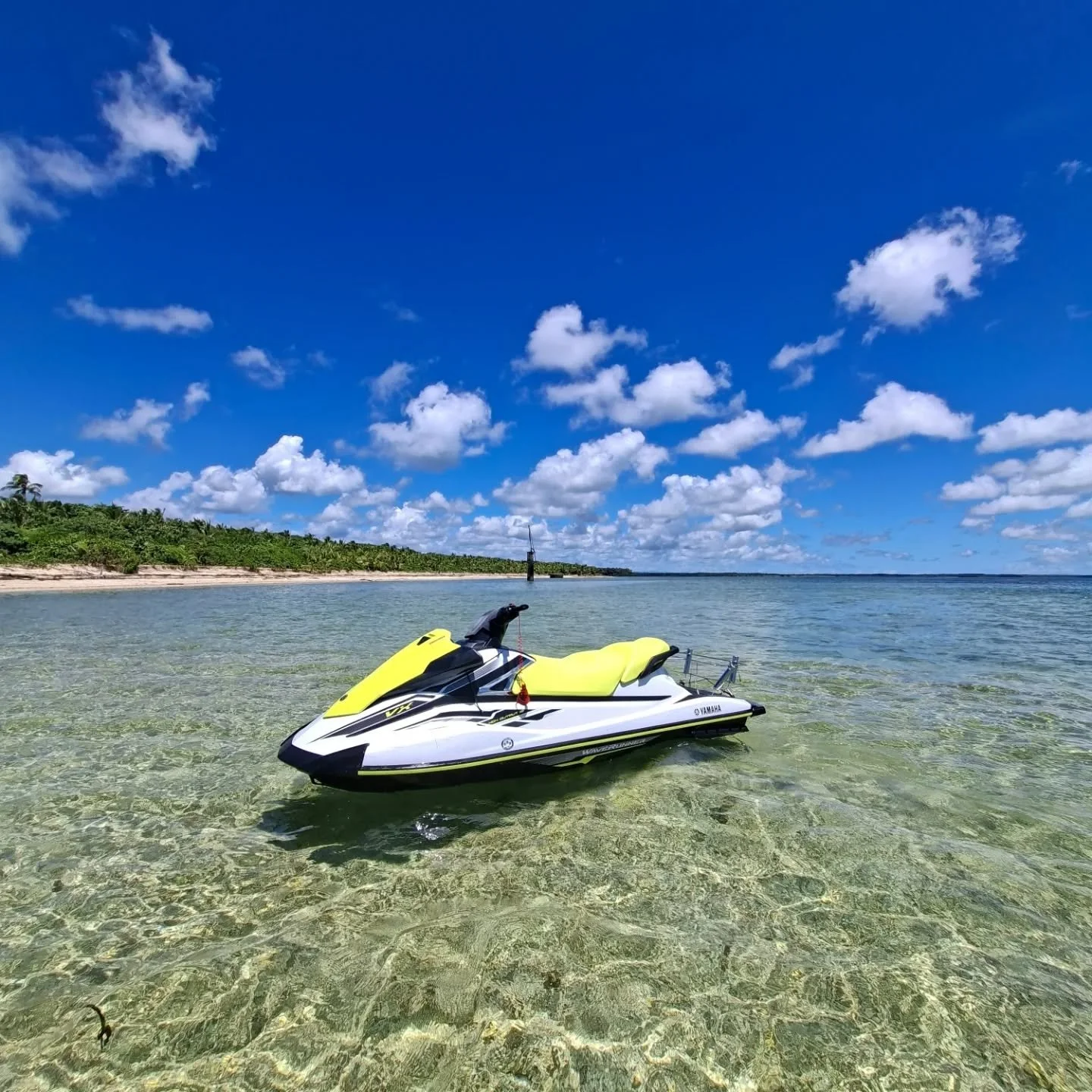 We need more days like this 🌞 🏝 🪸 
.
.
.
#coralreef #fijiislands #fijitourism #cleanoceans #jetskilife #nofilter