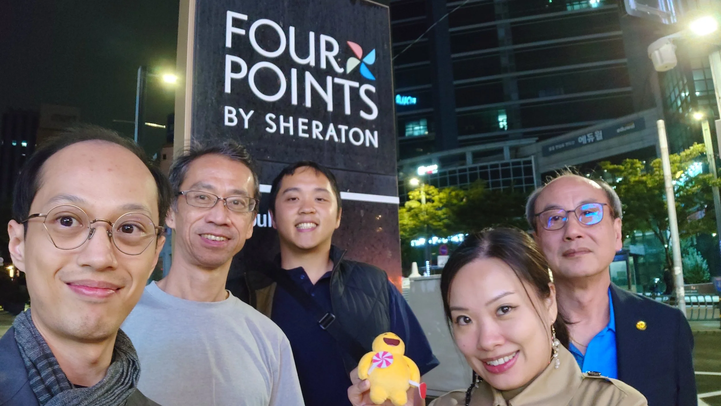 OMNIFIT_Group Photo_Hotel.JPG