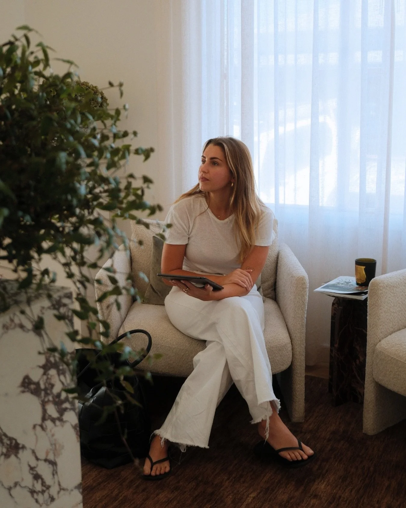 You made it. 🤍

This is your space to slow down, feel cared for, and leave glowing.

Welcome to Hann&eacute; Aesthetics.

#hanneaesthetics #aestheticclinic #cosmeticnurse #beauty