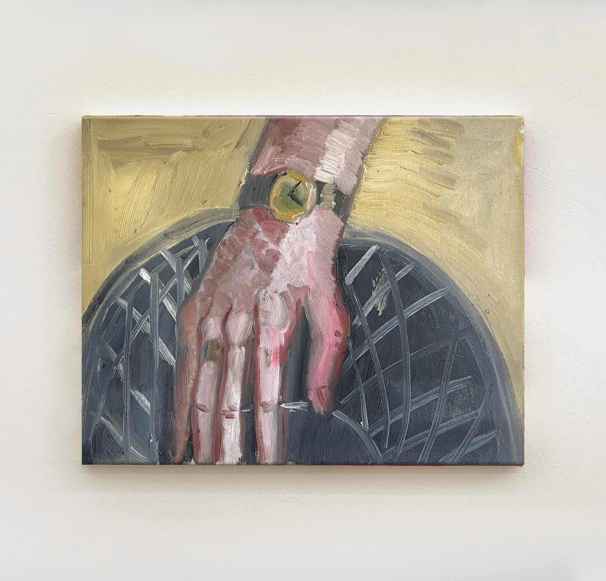 Throwing it all away
Oil on canvas.
40cm x 35cm