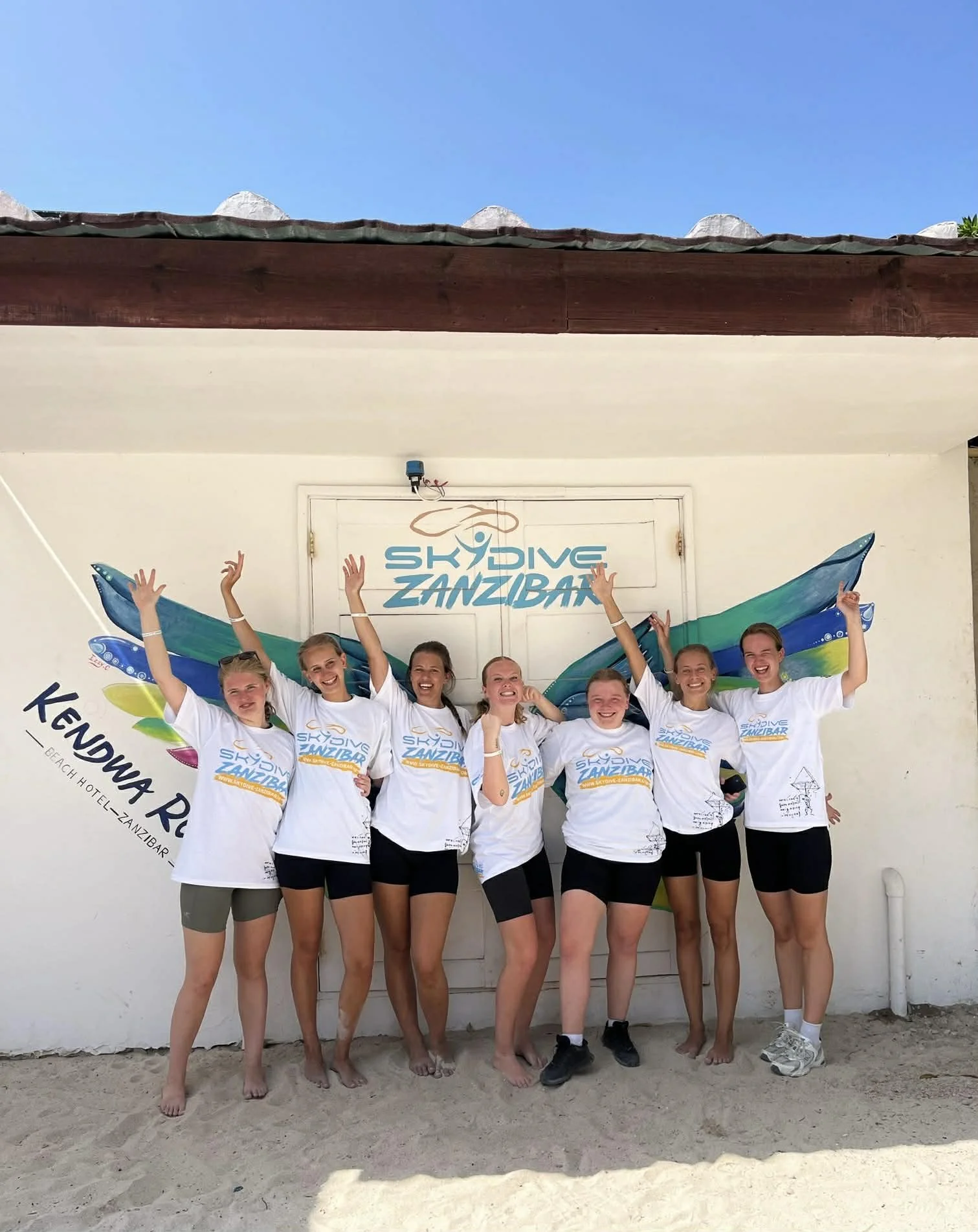 gilling explorer zanzibar skydive grupperejse sabbatår.jpeg