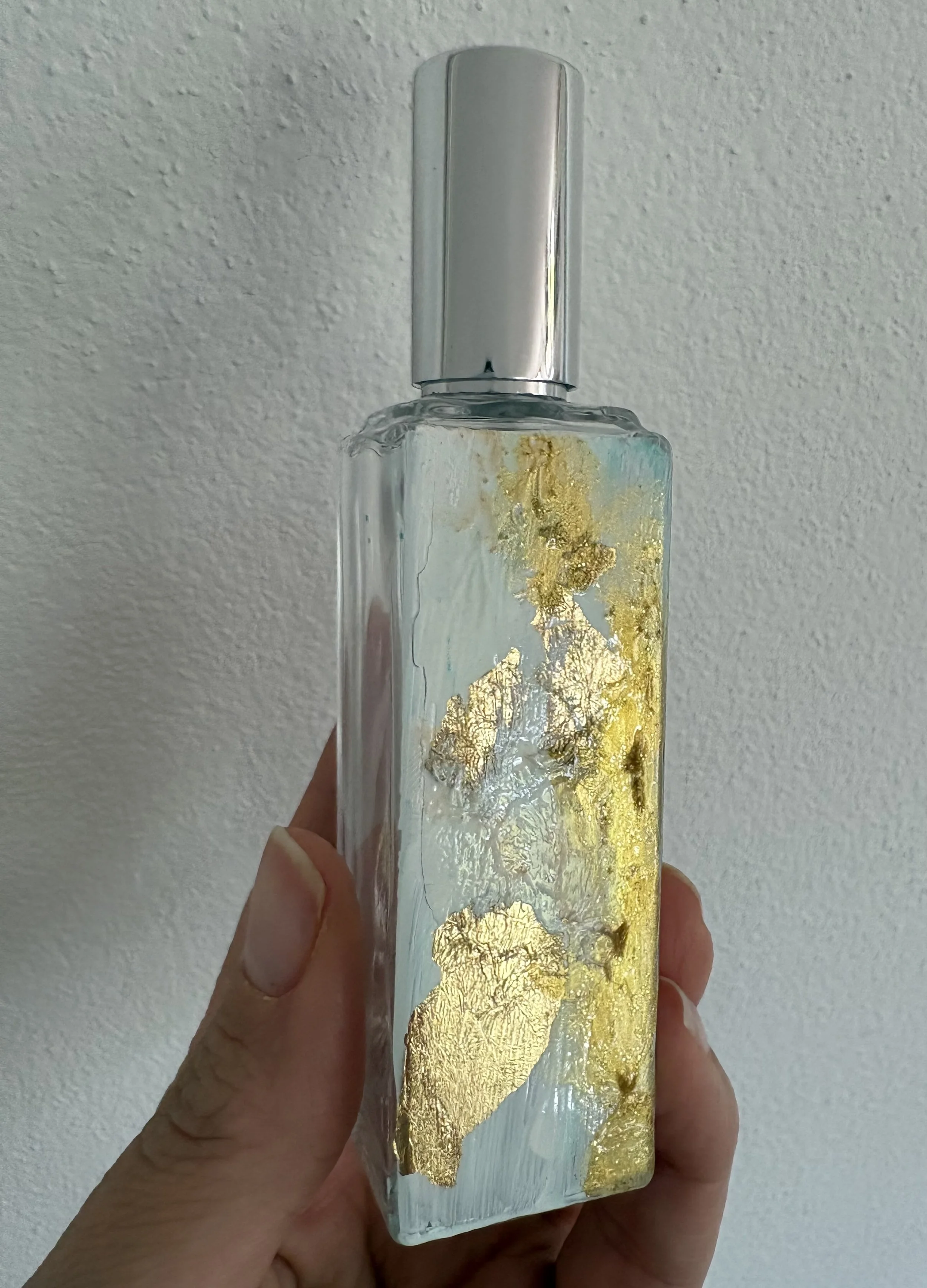 Frequenzgefäß - handbemaltes Unikat mit individueller Essenz No. 3