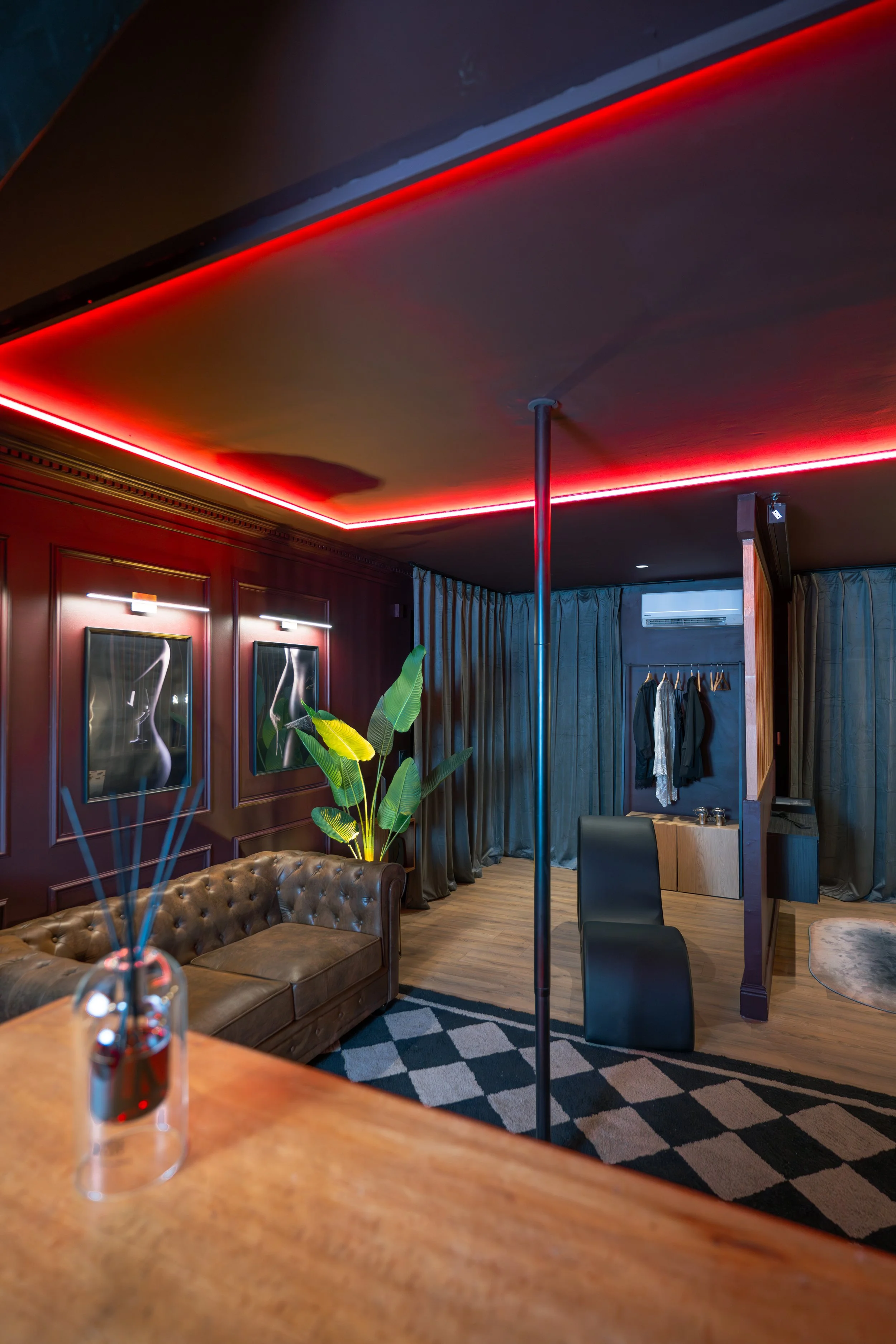 LOVE ROOM-41.jpg