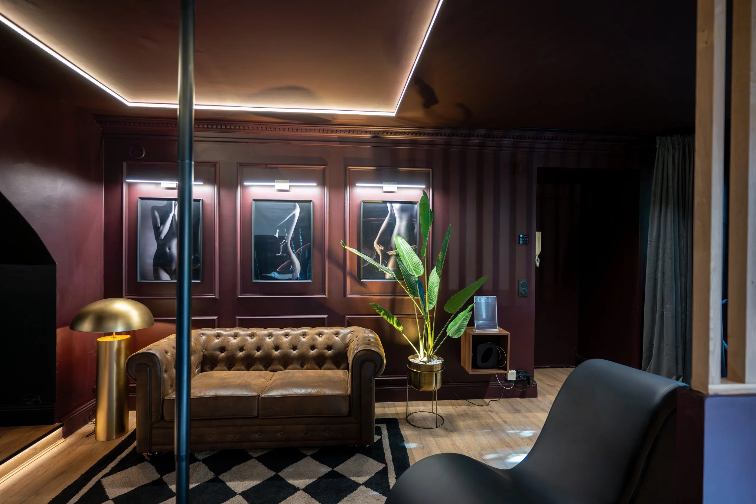 LOVE ROOM-26.jpg