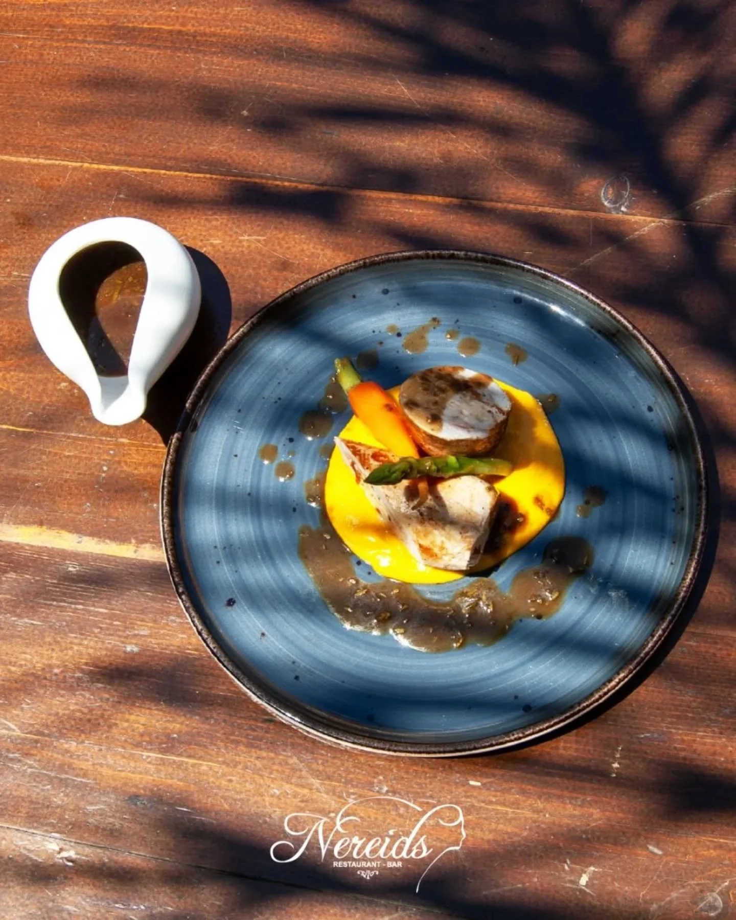&bull; 𝐎𝐮𝐫 𝐬𝐭𝐮𝐟𝐟𝐞𝐝 𝐜𝐡𝐢𝐜𝐤𝐞𝐧 𝐛𝐫𝐞𝐚𝐬𝐭 &bull;

Tender chicken breast filled with smoked bacon, Corfu gruyere &amp; sun-dried tomatoes.

Your table awaits! 🍽️

📍Paleokastritsa, Corfu
Reservations ⤵️ https://nereids.restaurant/reser