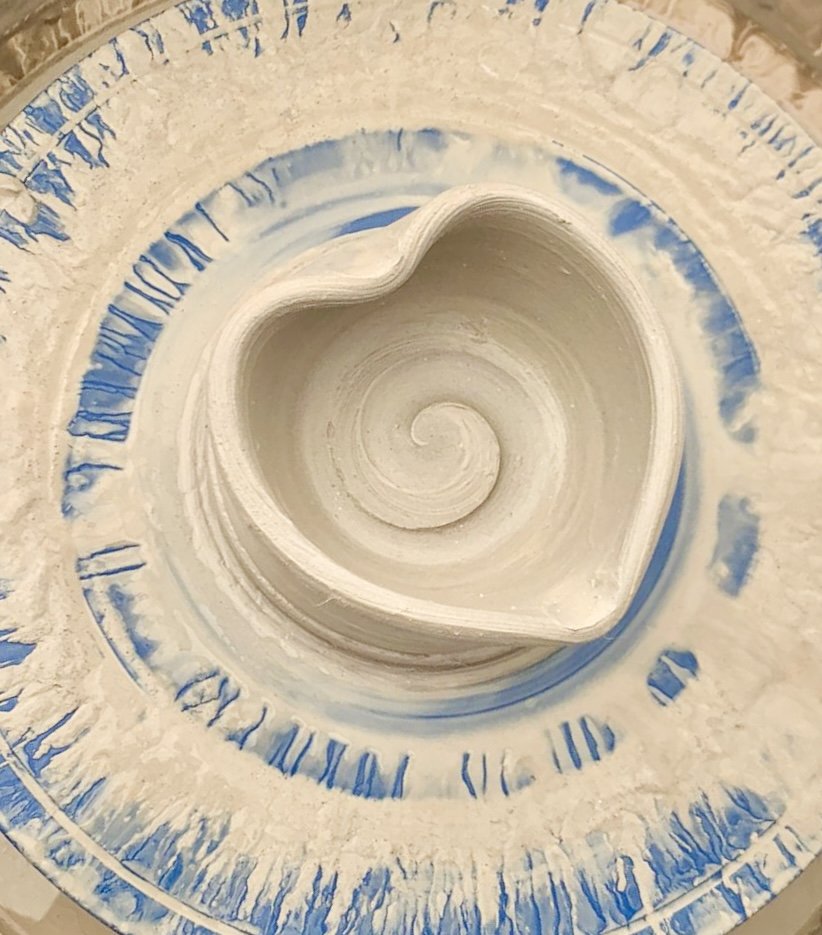 BIG LOVE - pottery wheel taster session