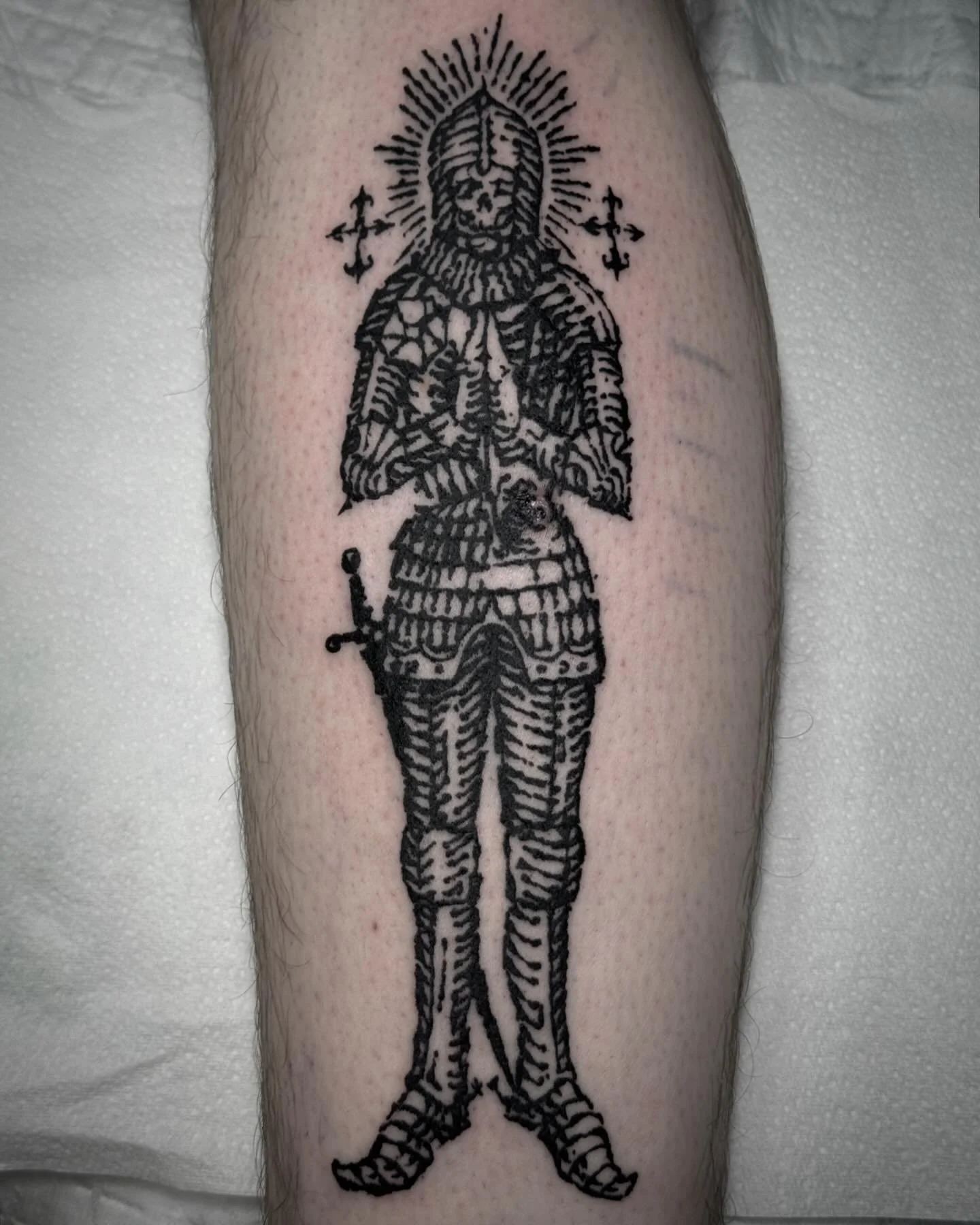Lord at rest, inspired by medieval Tomb Effigies.  Thanks for the trust my dude 😁 always happy to tattoo these!
.
#tattoo #tattoos #tattooart #tattooartist #tattooartists #blackwork #blackworkers #engraving #engravingtattoo #engravings #woodengravin