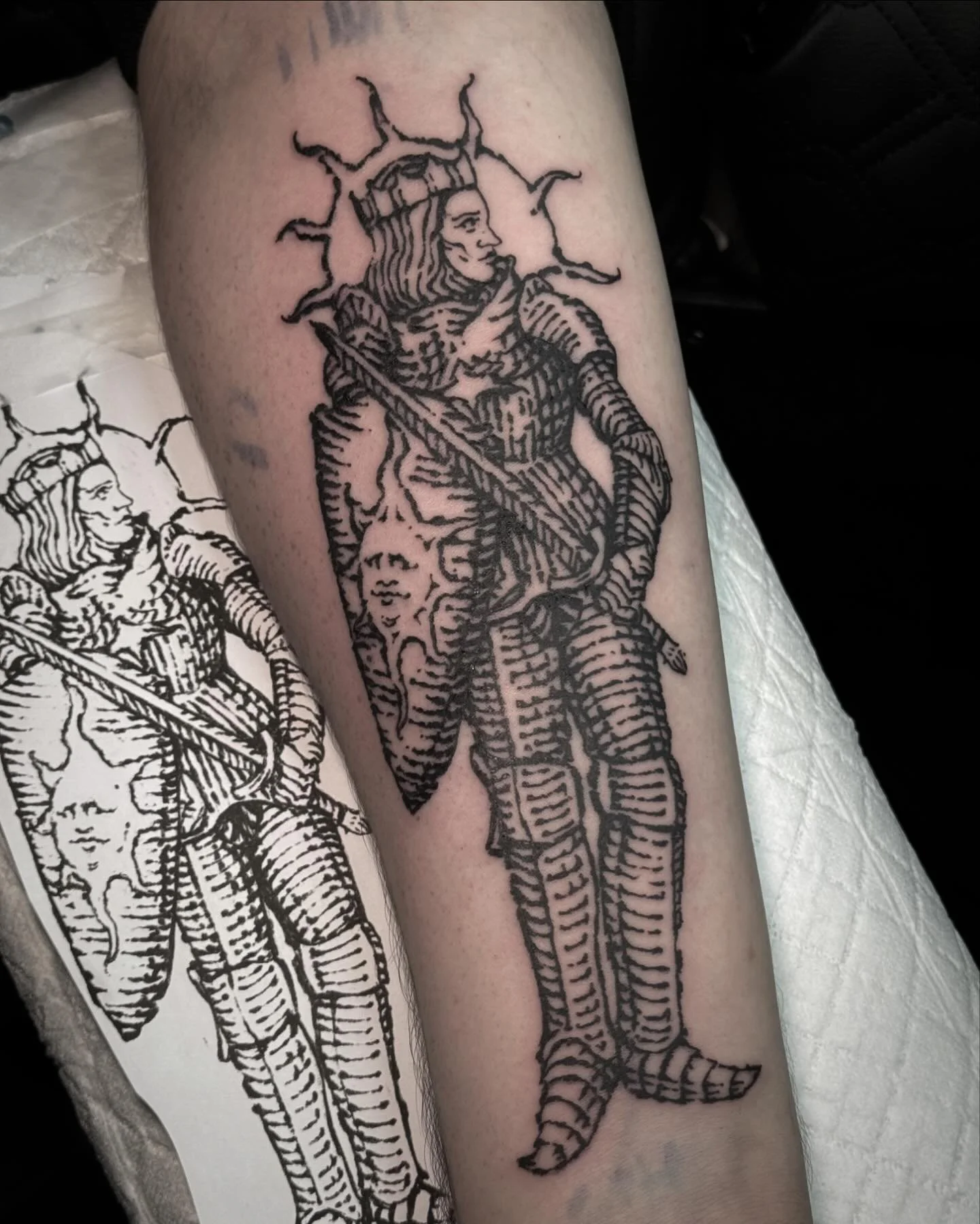 knights. 🌞 🌝 Thankyou for coming to get these and placing your trust In me 👊🏻
.
#tattoo #tattoos #tattooart #tattooartist #tattooartists #blackwork #blackworkers #engraving #engravingtattoo #engravings #woodengraving #engraverstattoo #woodblockpr