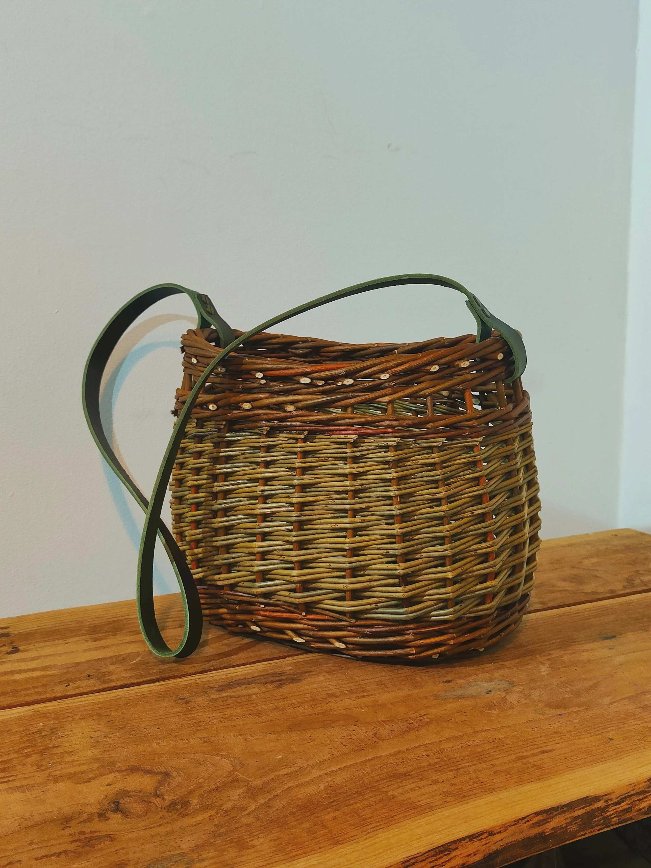 Shoulder Basket
