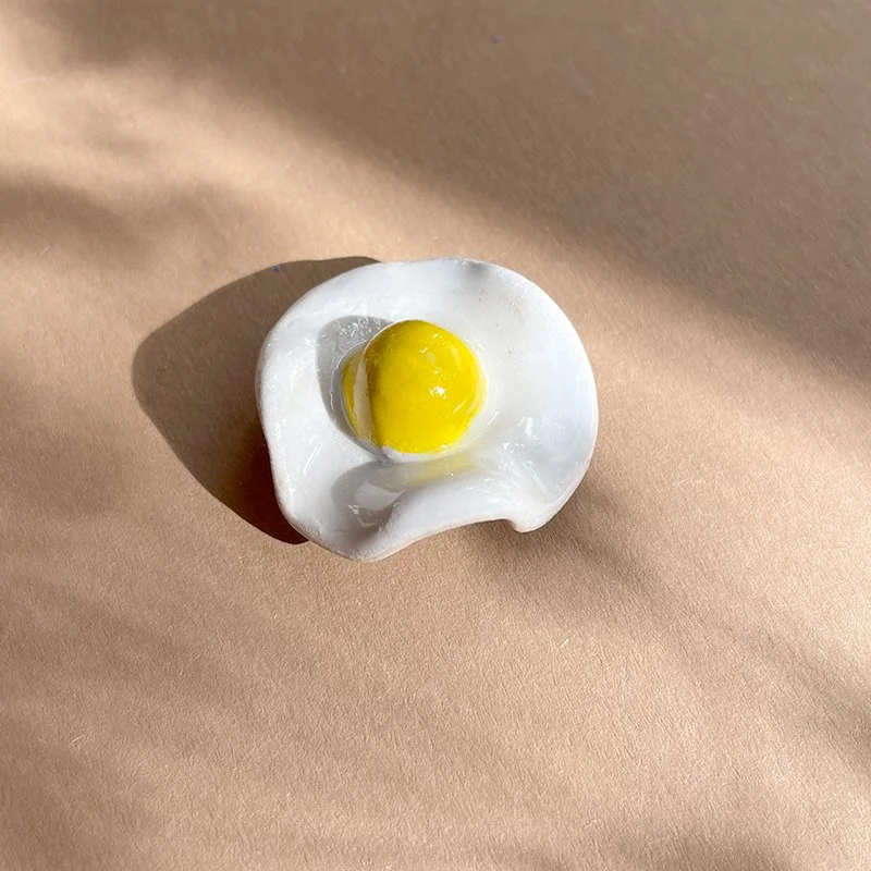 EGG Magnet