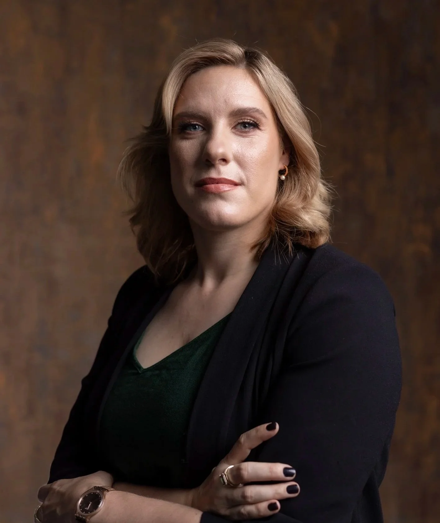 Inese Jegorova — integrative transpersonal psychotherapist specialising in emotional abandonment and childhood emotional neglect, online therapy UK