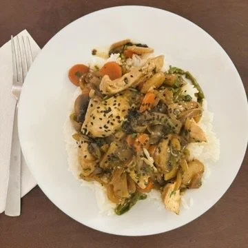 Stir Fried Chicken & Vegetables with Rice