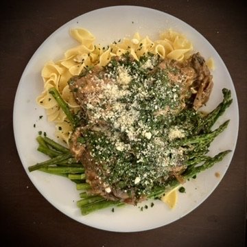 Chicken Marsala with Egg Noodles & Haricot Vert