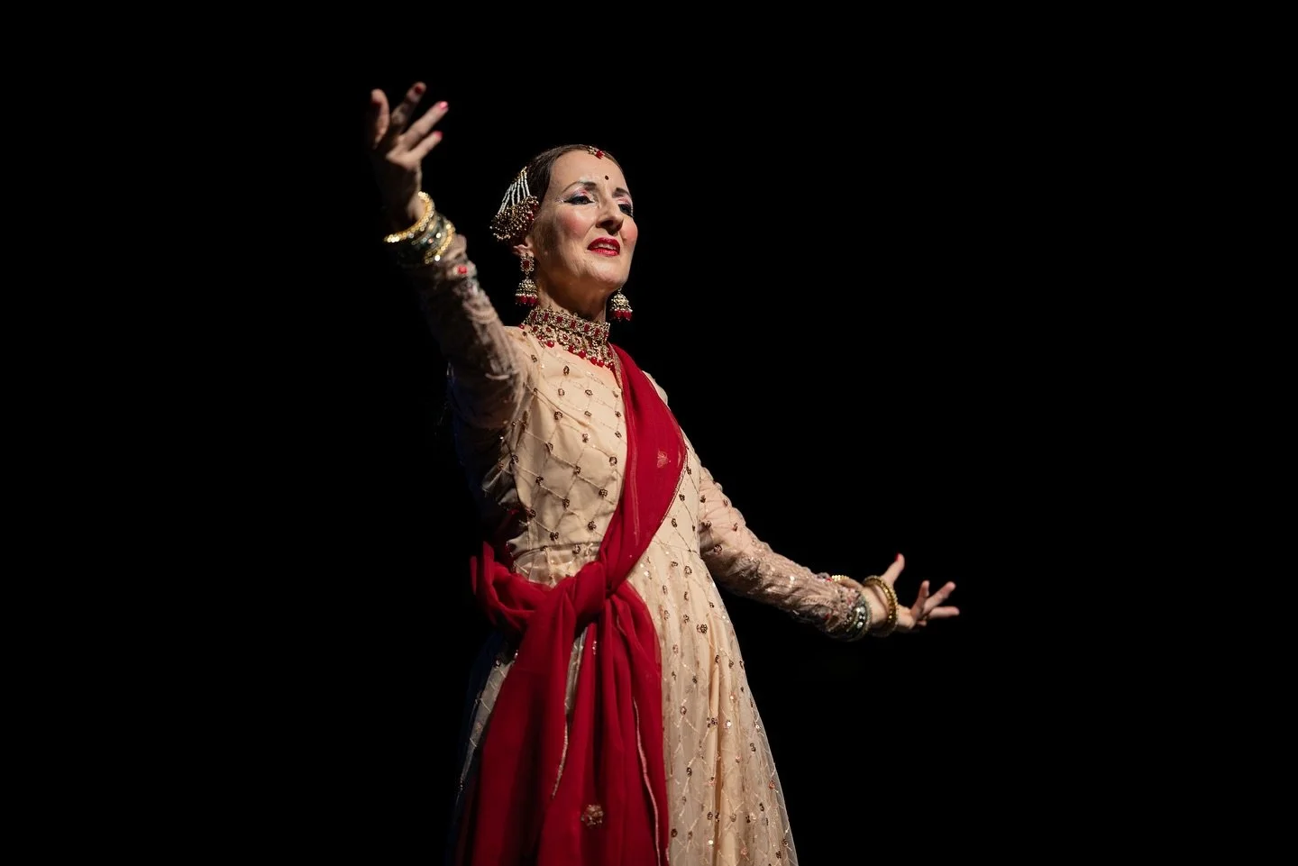 Captured the color, rhythm, and energy of an incredible story-themed dance performance. ✨📸

#DancePhotography #event #EventPhotography #StagePhotography #PhotographersOfInstagram #fotografija #fotograf #nikon #dogodek #izola #obalajezakon #photograp