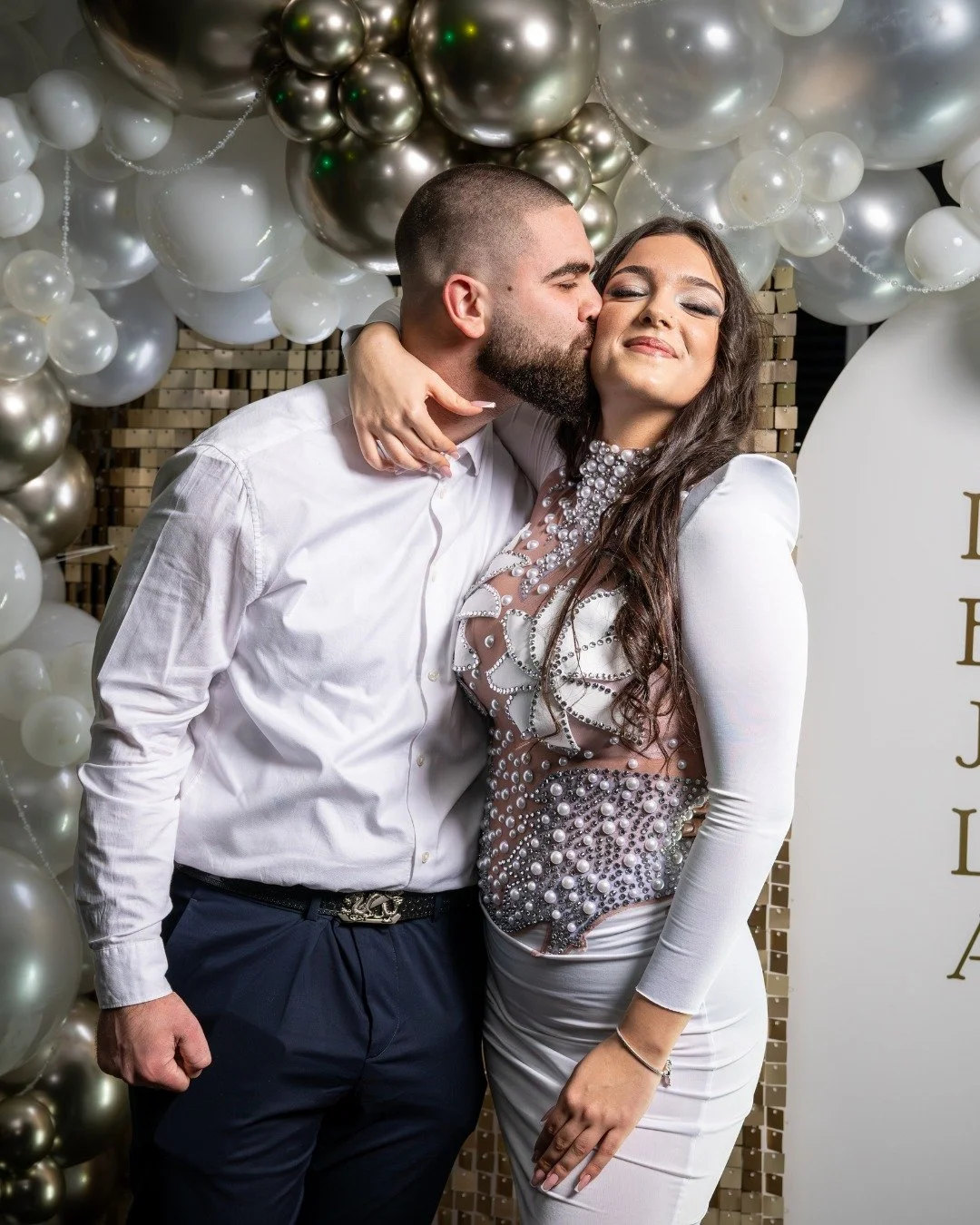 &ldquo;18 &mdash; old enough to know better, young enough to do it anyway.&rdquo; ✌️😉

Fotkanje Lejline 18ke v @takamaka_lucija 30.1. 👌 

➡️ Ali potrebuje&scaron; fotografiranje za tvoj posebni dogodek? ✨
➡️ Bi rad imel profi fotke z uporabo studij