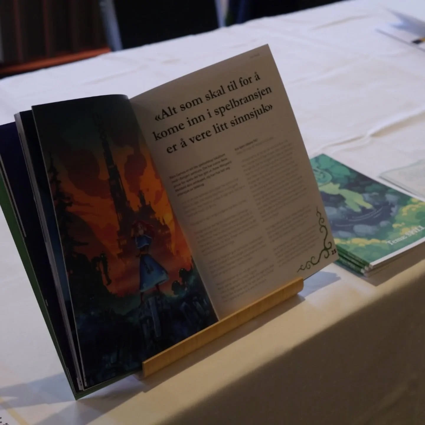 Tusen tusen tusen takk til Konsoll og @playfestival.no som lot oss komme for &aring; dele Stikling med folket! Og tusen takk til alle som kom opp til standen v&aring;r for &aring; snakke (og kj&oslash;pe Stikling)! 

Bilder kommer snaaart 🌱