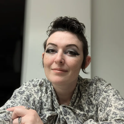 Licensed massage therapist providing professional massage therapy at Griffith Chiropractic in Rochester Hills, Michigan