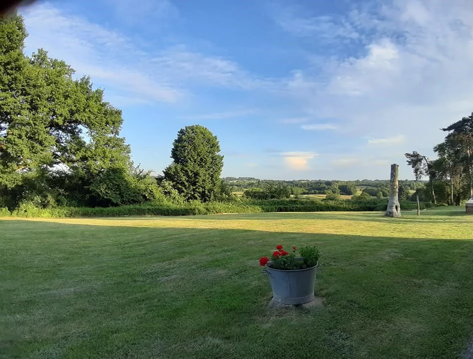 Garden & Views