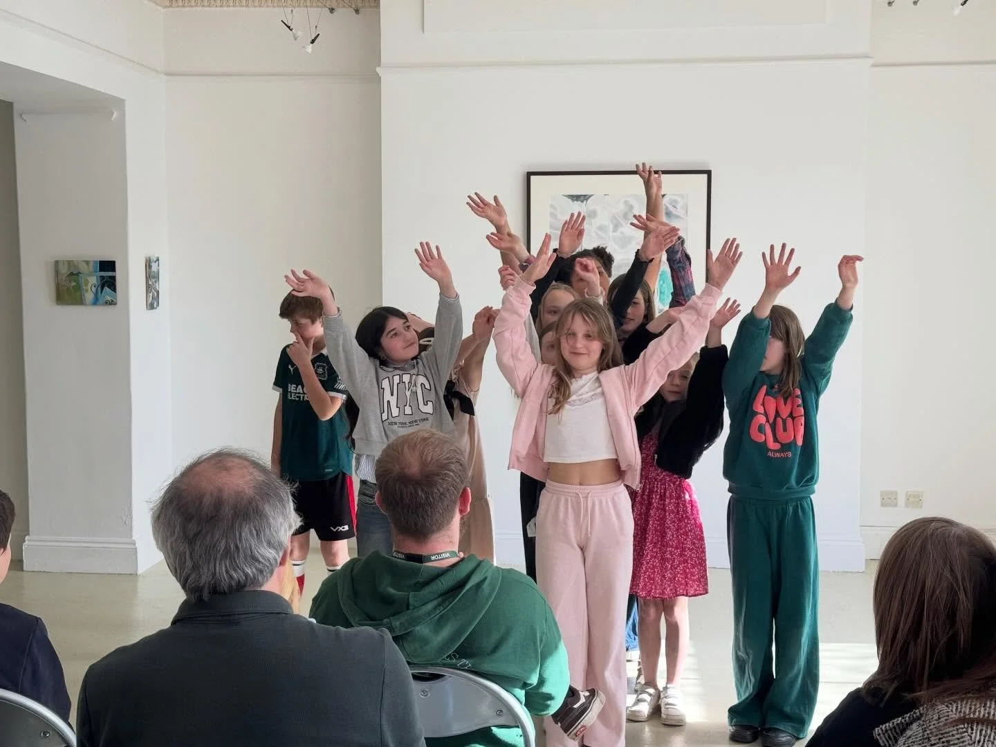 Recently, we finished delivering 10 weeks of Co-motion in partnership with @harbour.house.art.wellbeing. 

Across the 10 weeks, the young people were invited to explore elements of acting, contemporary dance and stage combat.

Together, we then made 