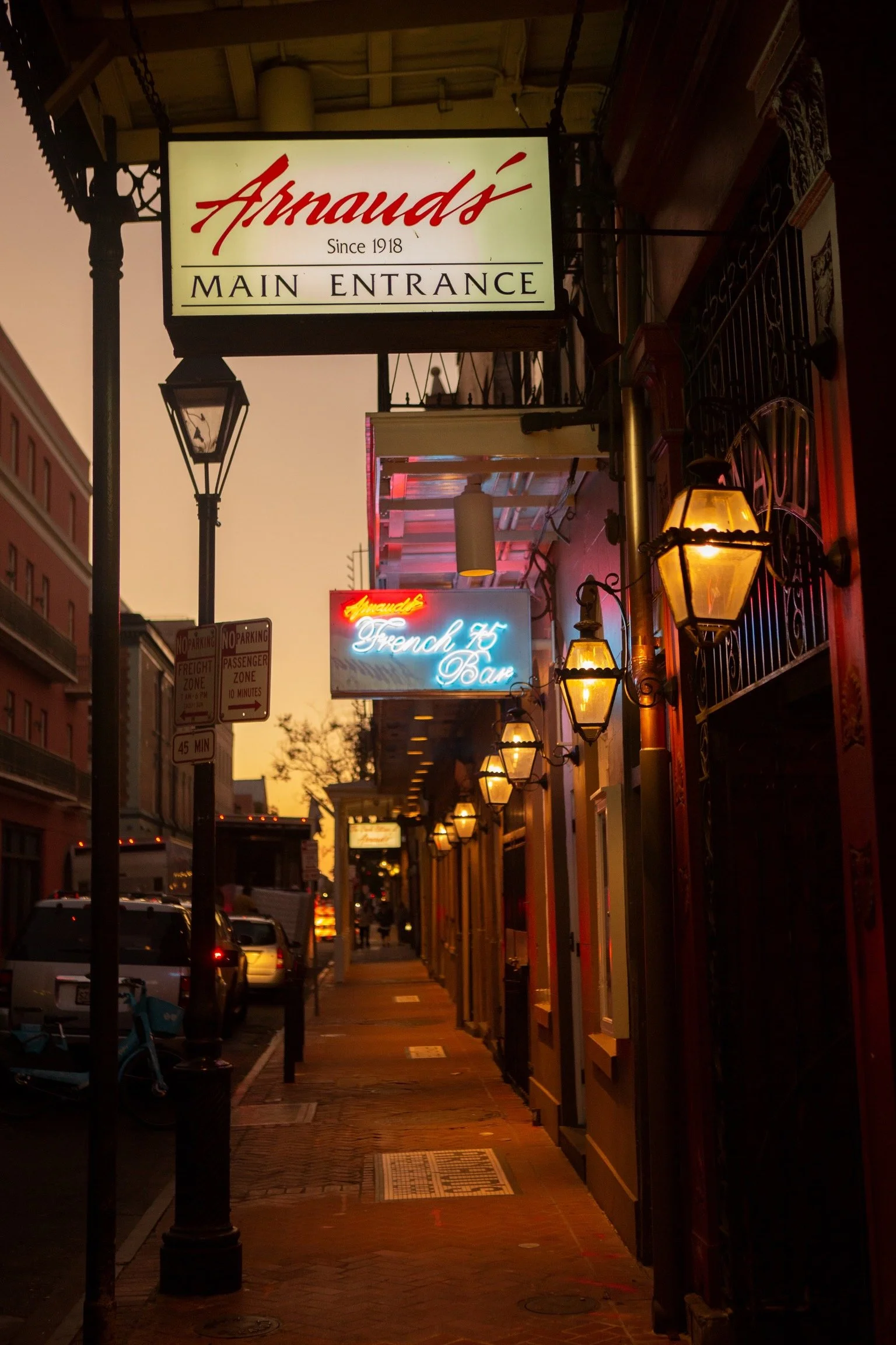 Kris_Davidson_Arnauds_072 (1)-compressed.jpeg