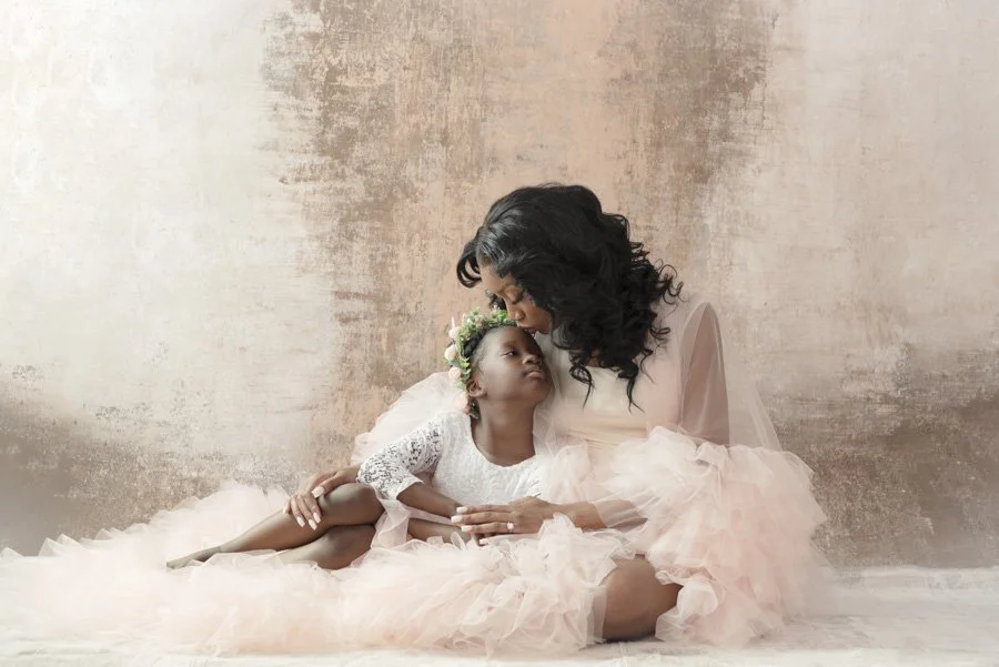 Signature Mother’s Day Portrait Experience | Tea and Scone with Fine art Portrait