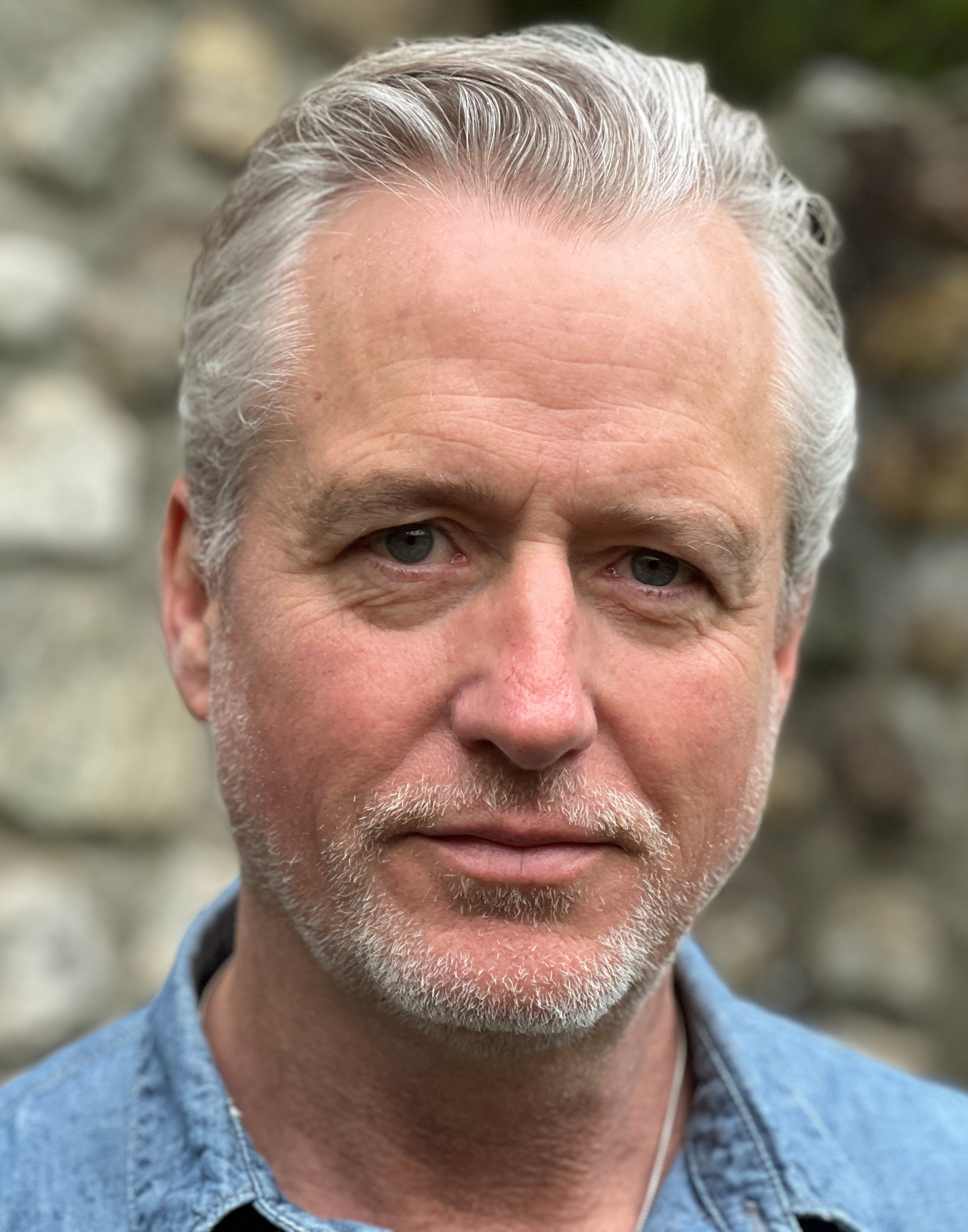 Linus Roache.jpg