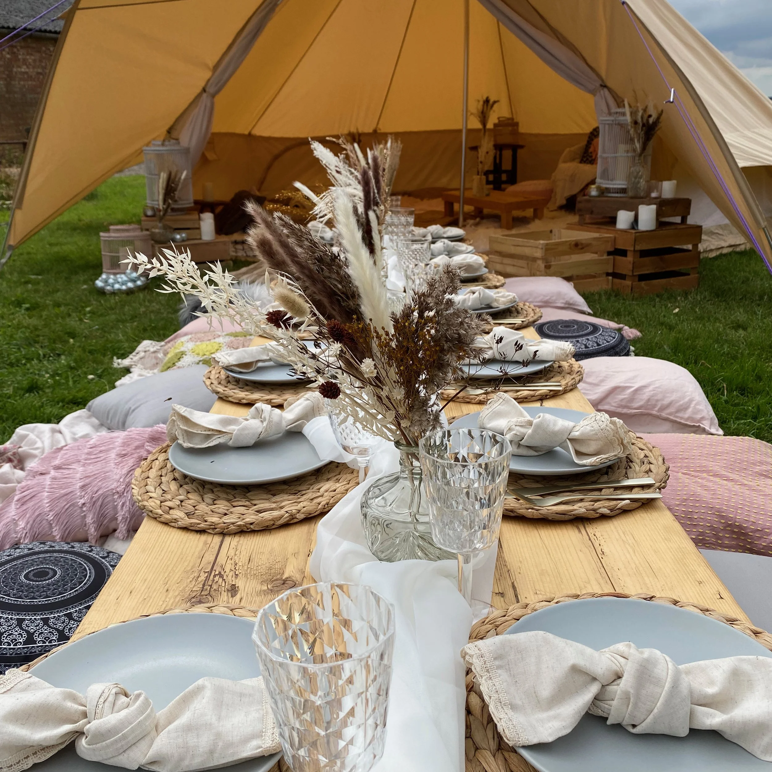 Hen party table styling